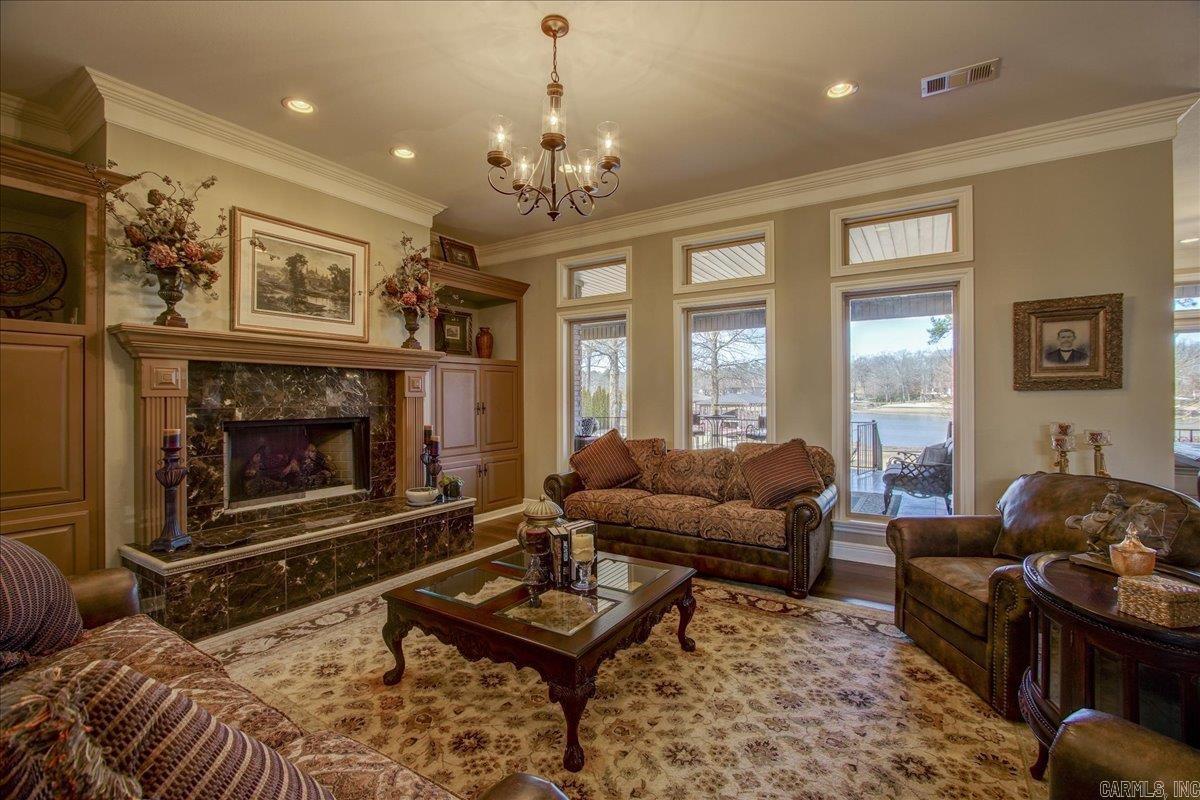 ARKOTA SHORES - Residential