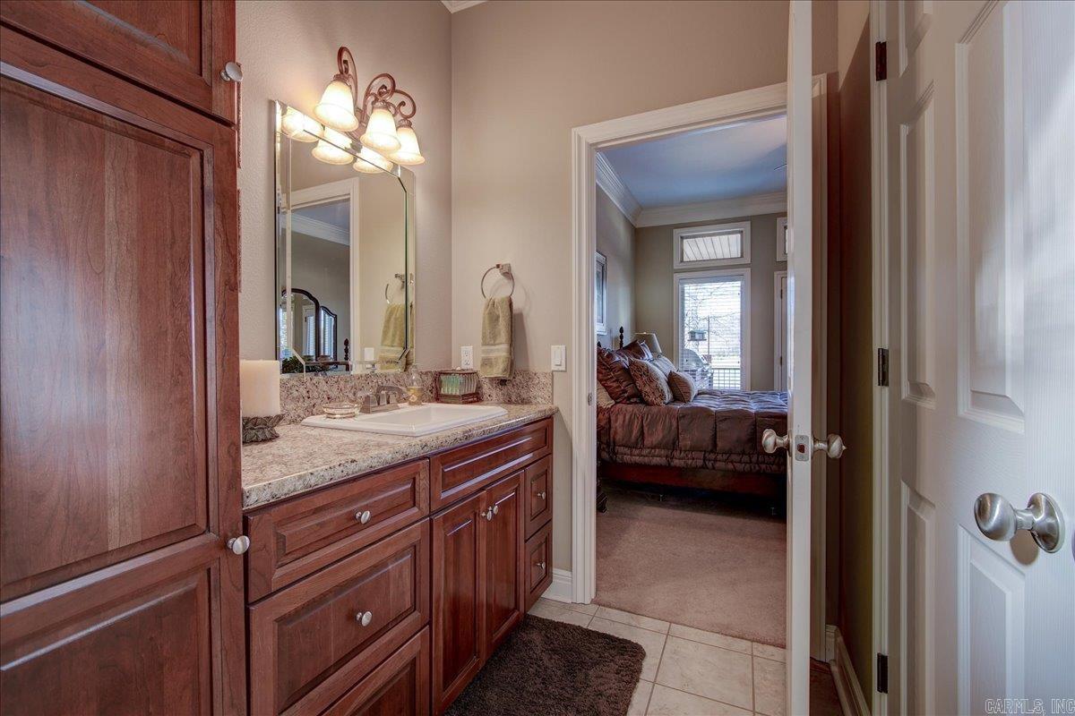 ARKOTA SHORES - Residential