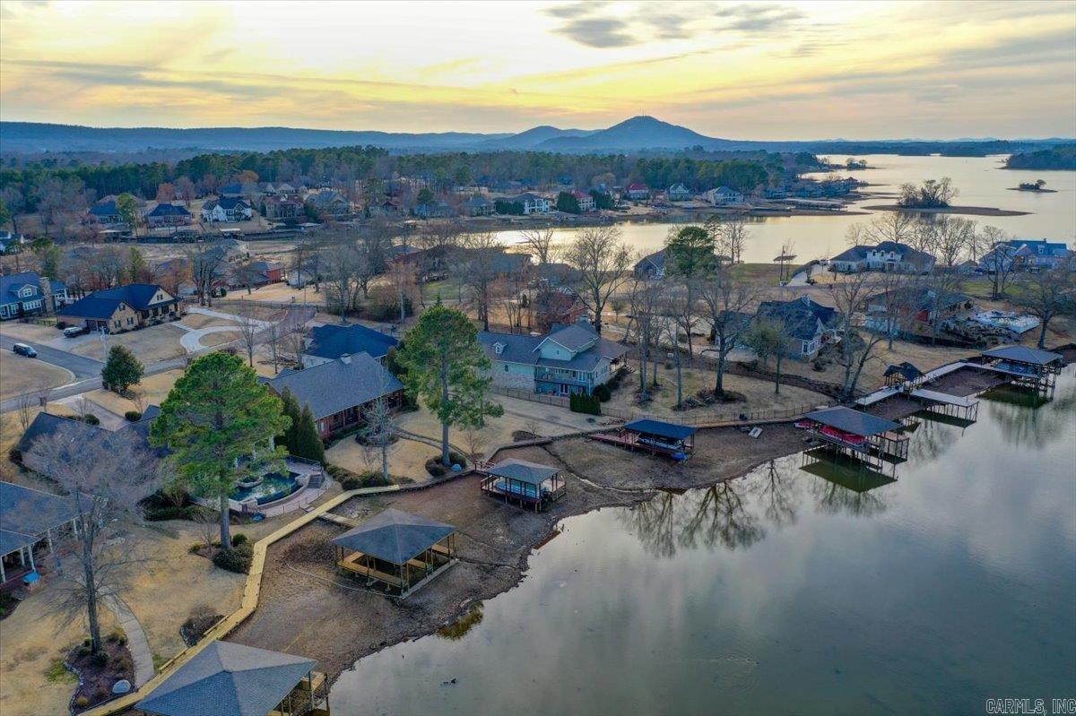 ARKOTA SHORES - Residential