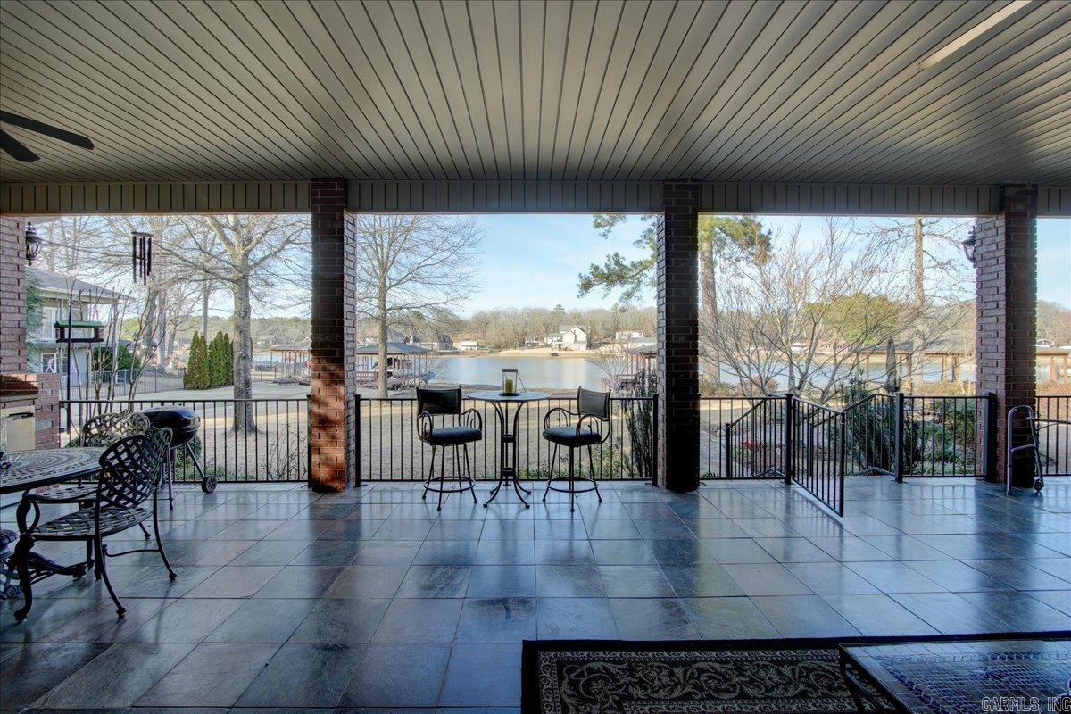 ARKOTA SHORES - Residential