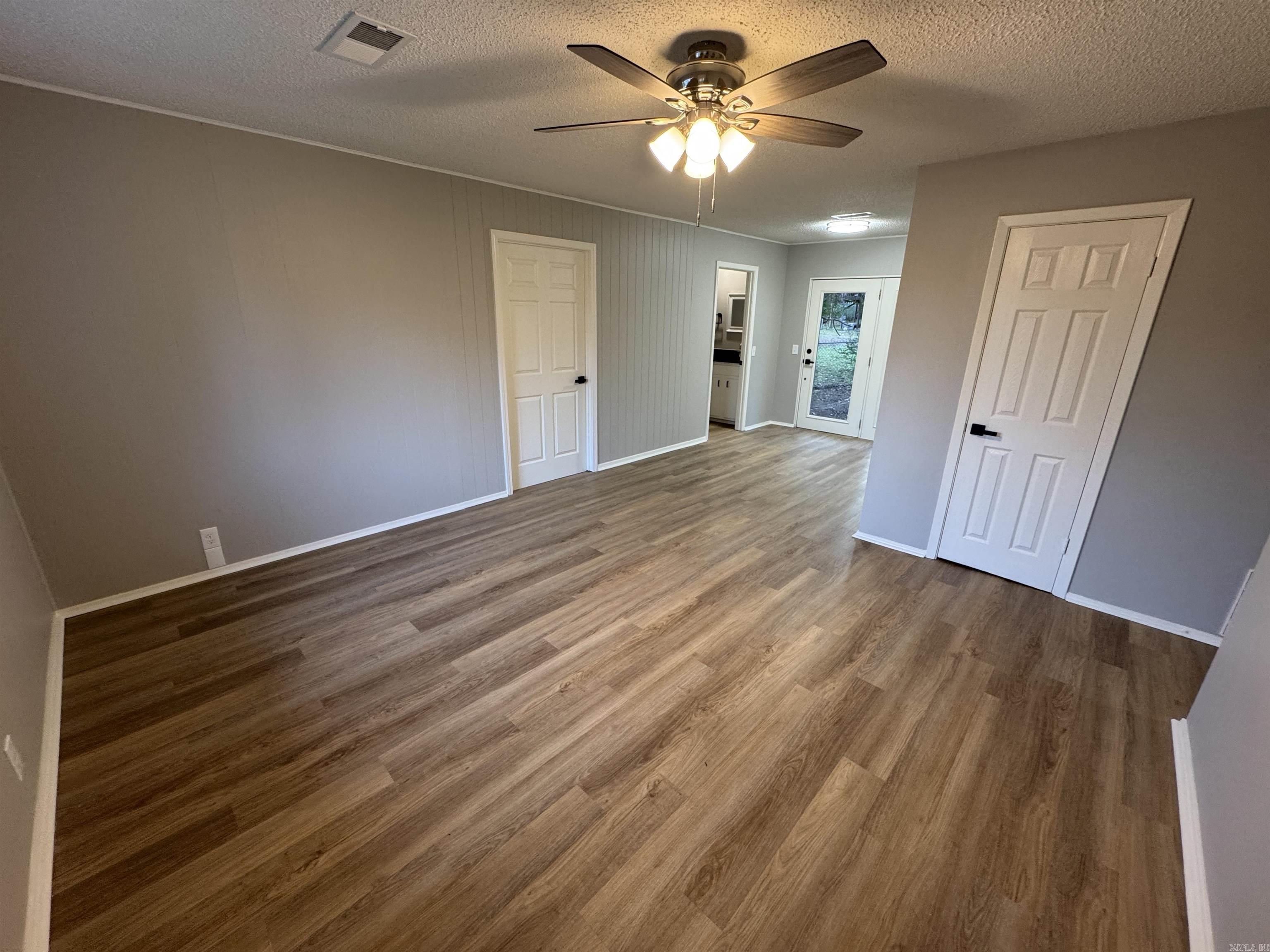 Sleepy Hollow I - Residential