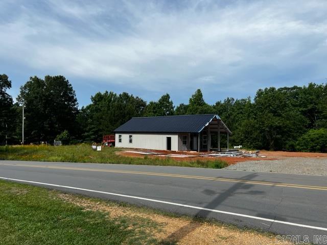 Mountain Pine - Land