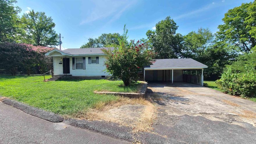 1200 Crest Rd is a NON-Smoking 2 Bedroom with Bonus room that could be 3rd bedroom and 1 bath. This home has extra storage, a 2 car carport, and nearby playground. The kitchen is furnished with a gas stove and portable dishwasher. There is a separate dining area. Also included are mini blinds, ceiling fans, hardwood floors, central heat and air, washer and gas dryer hookups in the kitchen, and all located on a corner lot. Pets may be considered.  Will have new Vinyl Plank in the kitchen and dining area.