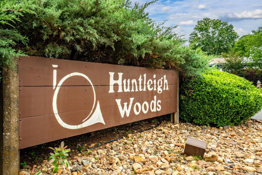 Clean as a whistle and move in ready. Huntleigh Woods condo, with fresh paint and carpet means no projects. This comfortable 3bedroom and 2 full bath condo is located just 1 min to Wal-Mart Neighborhood Market, 2 min to National Park Medical, and 3 min to Hot Springs Country Club. You will love the large open living/dining area, and a beautiful sunroom overlooking the back patio with privacy fence. Covered parking rounds out this convenient and clean condo. Priced to move quickly. Don't let this one get away.