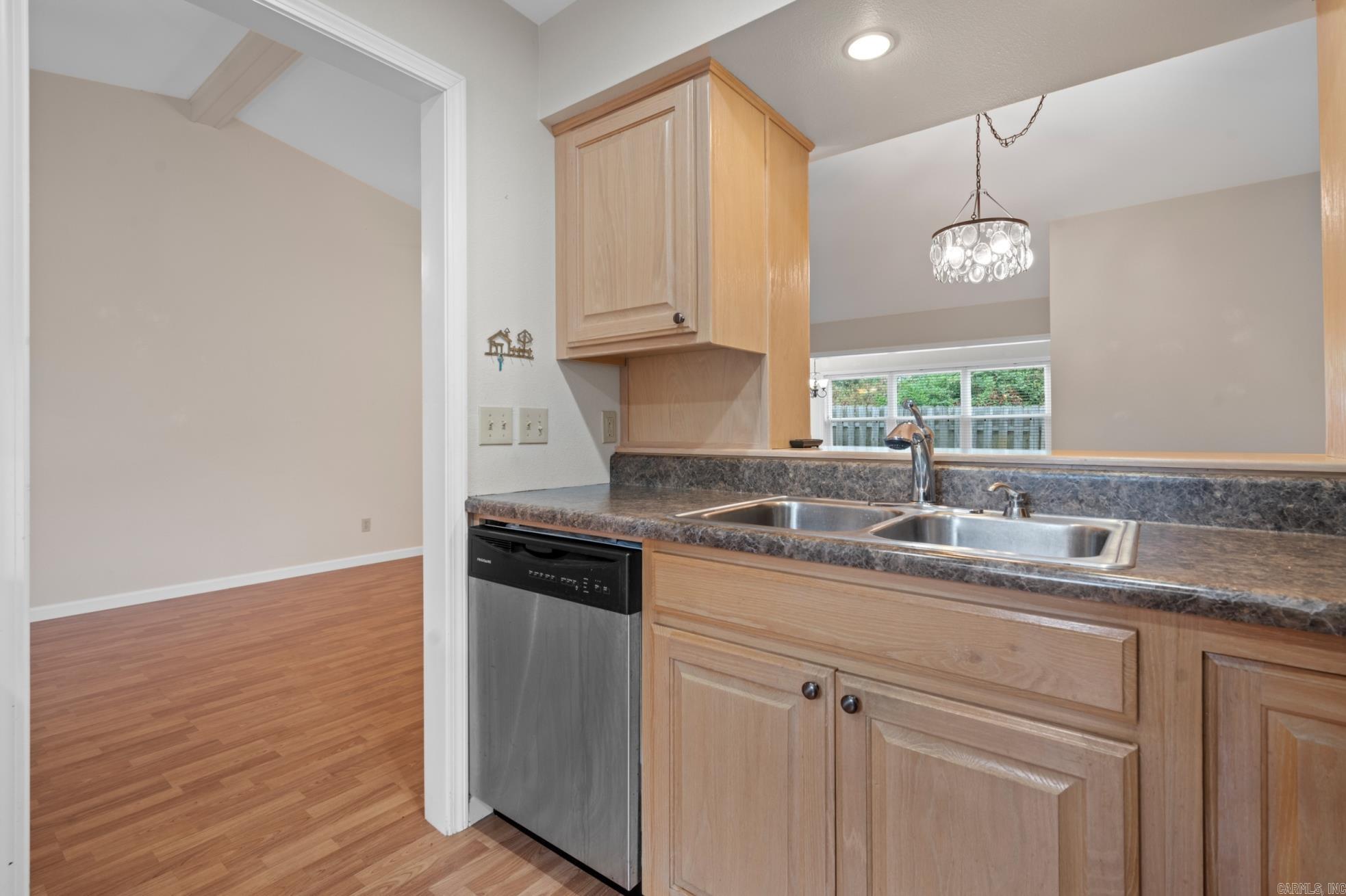 HUNTLEIGH WOODS HPR - Residential