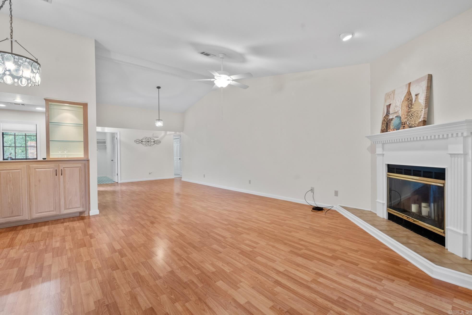 HUNTLEIGH WOODS HPR - Residential