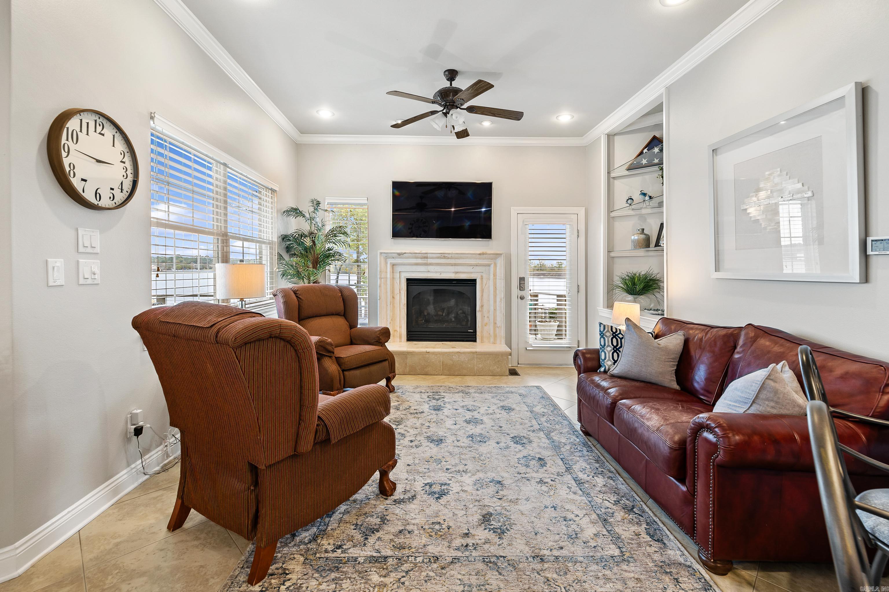 HURRICANE LAKE EST - Residential