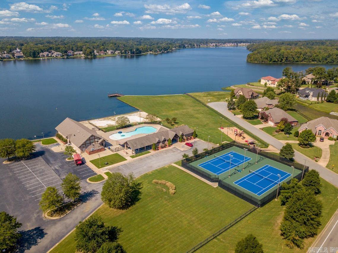 HURRICANE LAKE EST - Residential