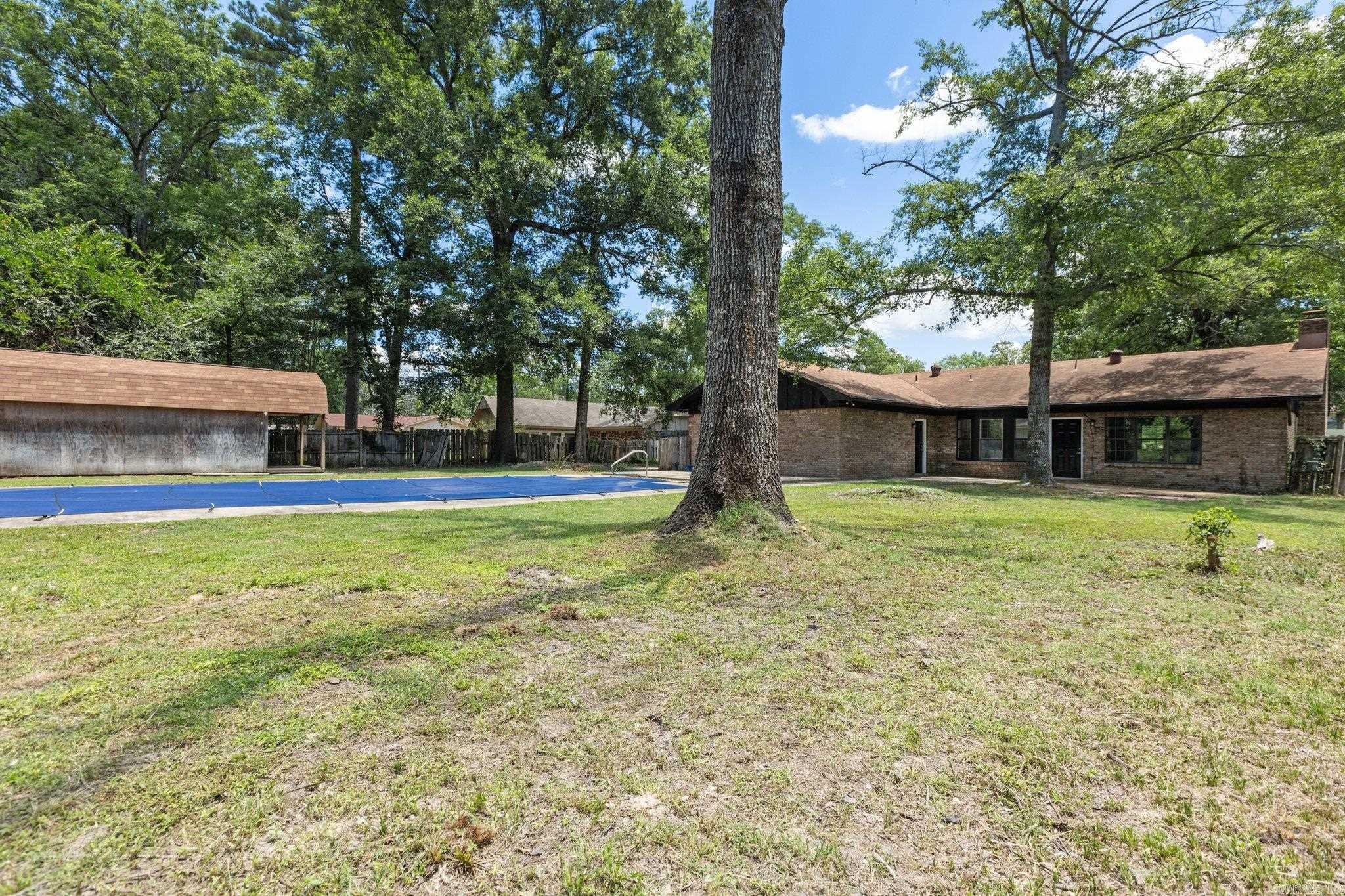 Pine Wood - Residential