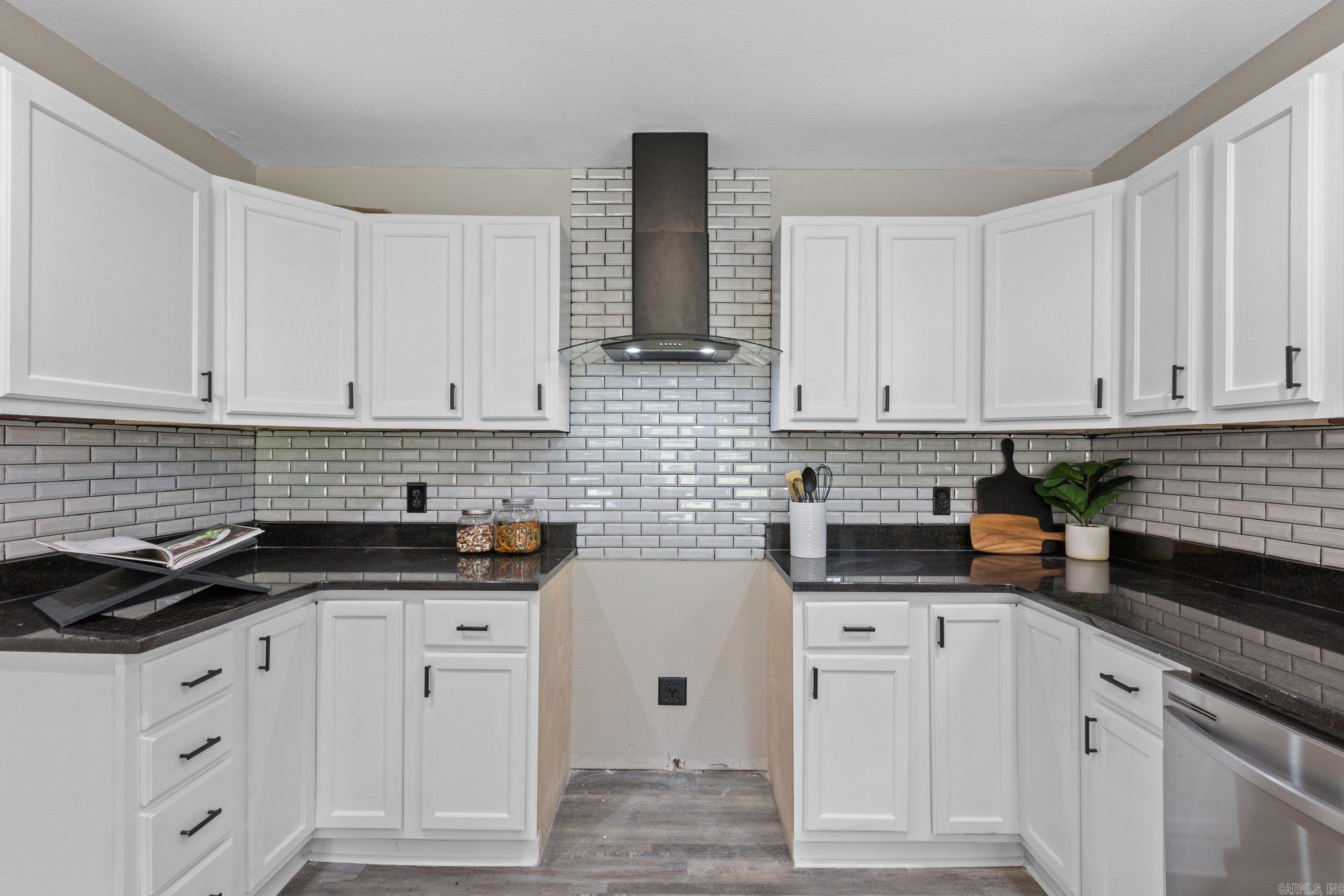 Pine Wood - Residential