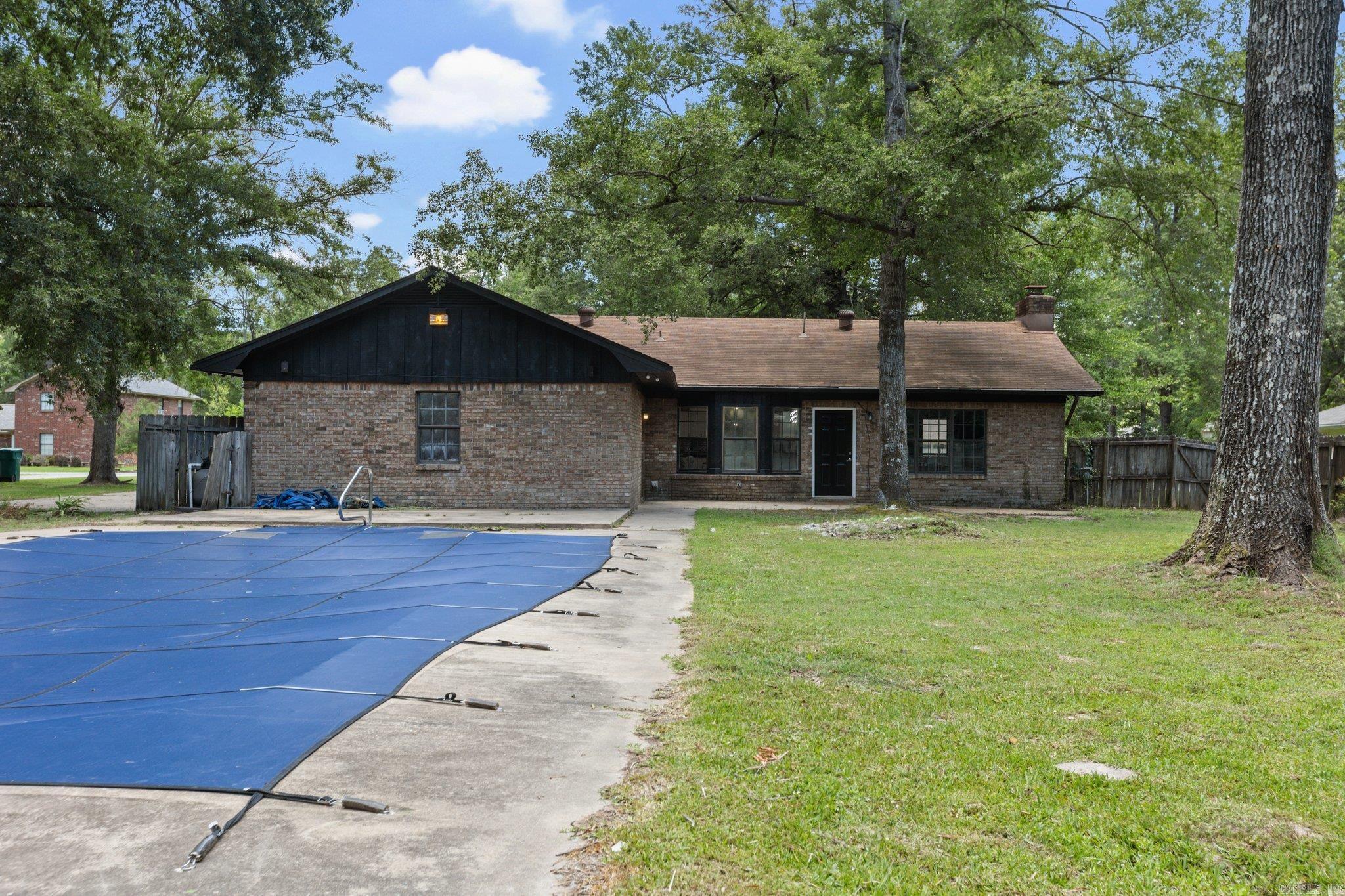 Pine Wood - Residential