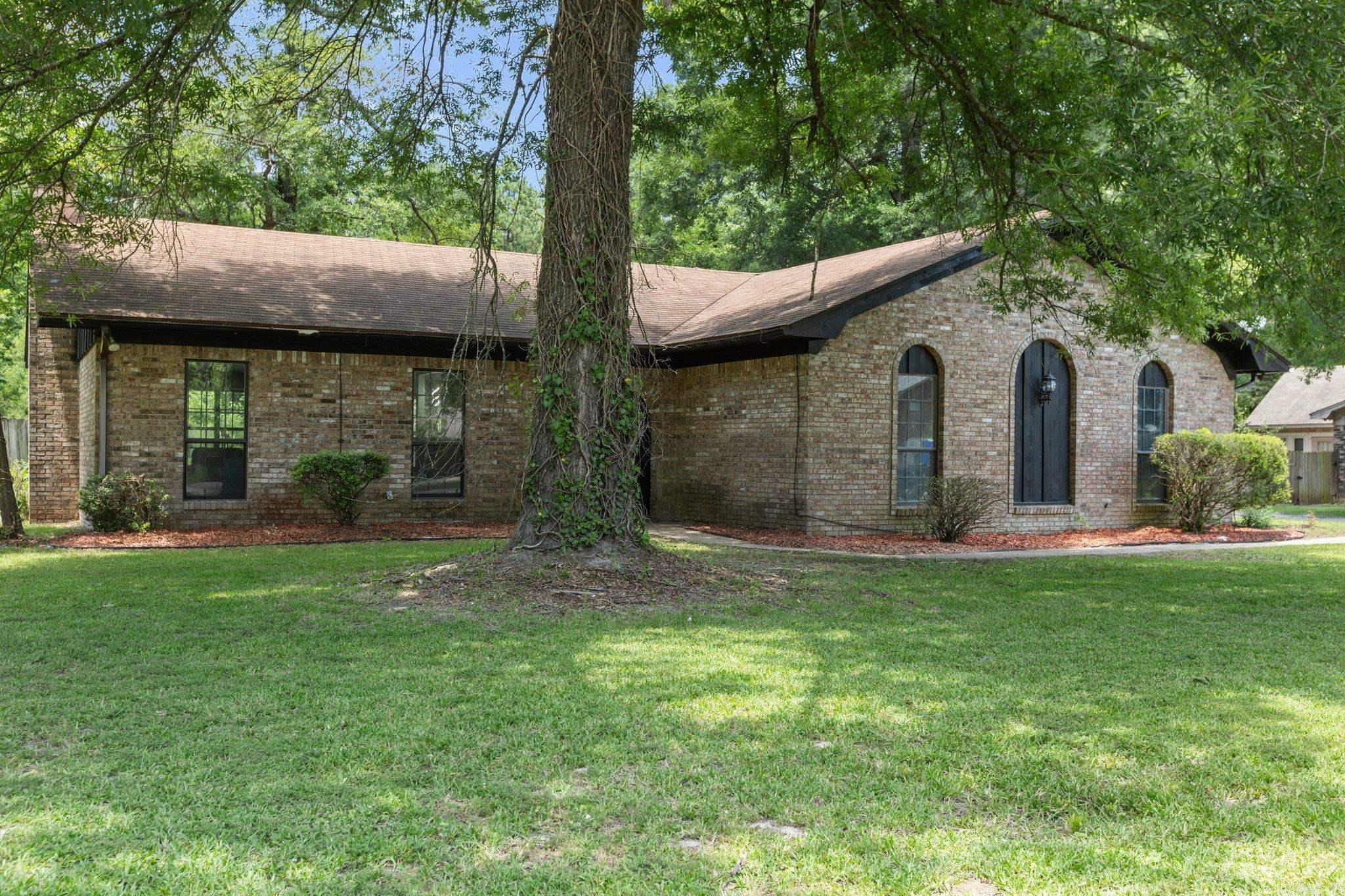 Pine Wood - Residential