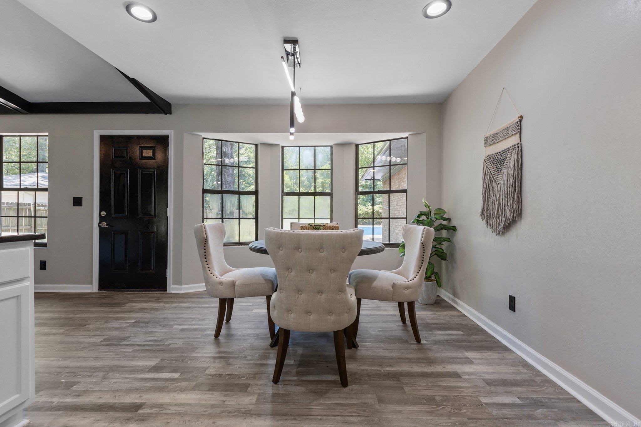 Pine Wood - Residential