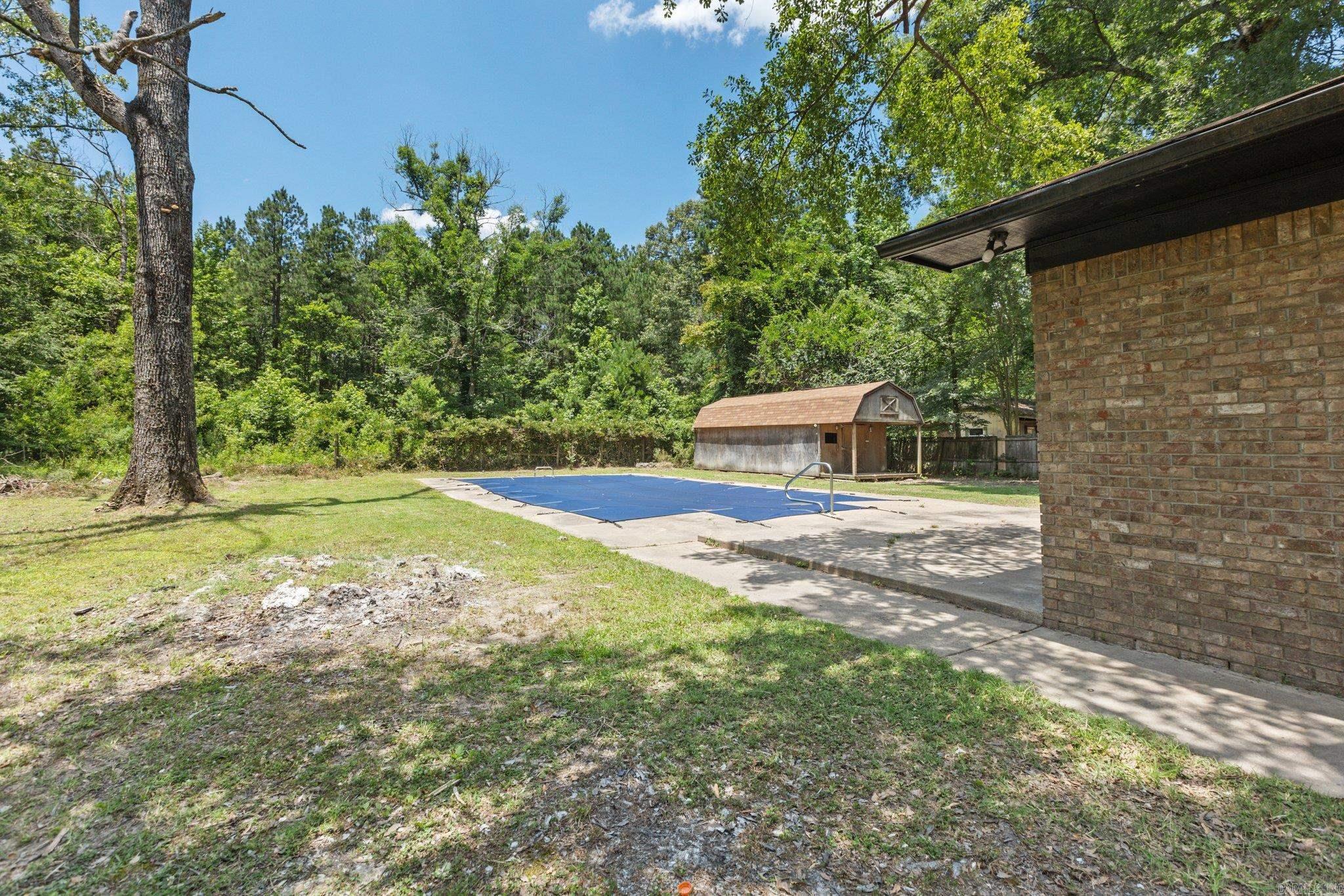 Pine Wood - Residential