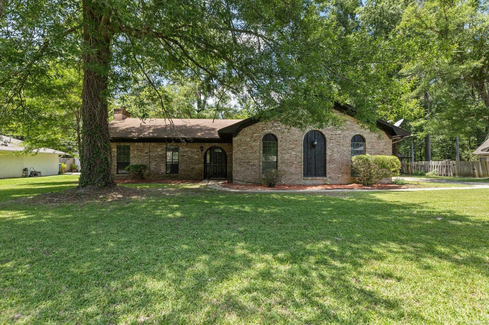 Pine Wood - Residential