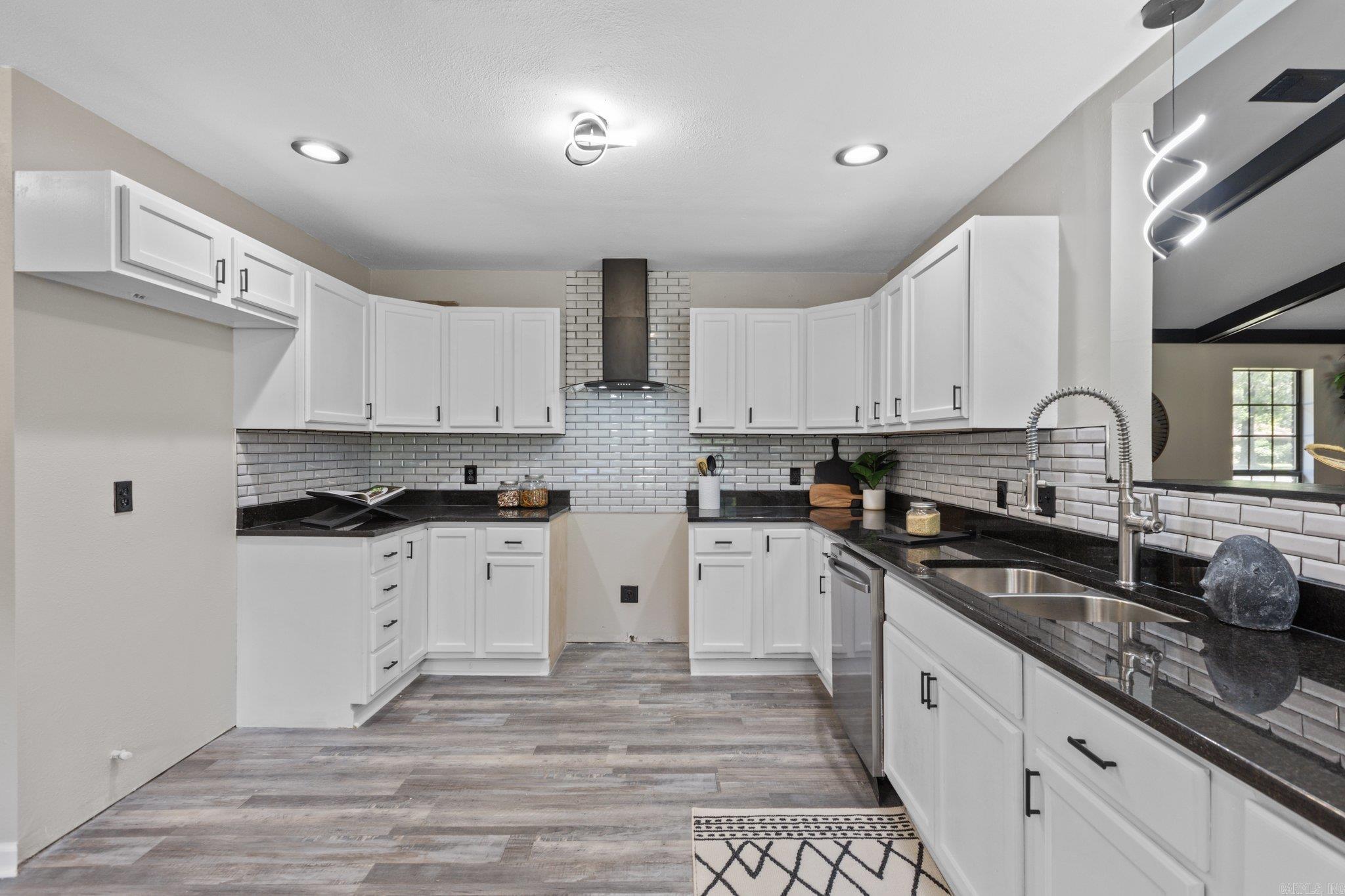 Pine Wood - Residential