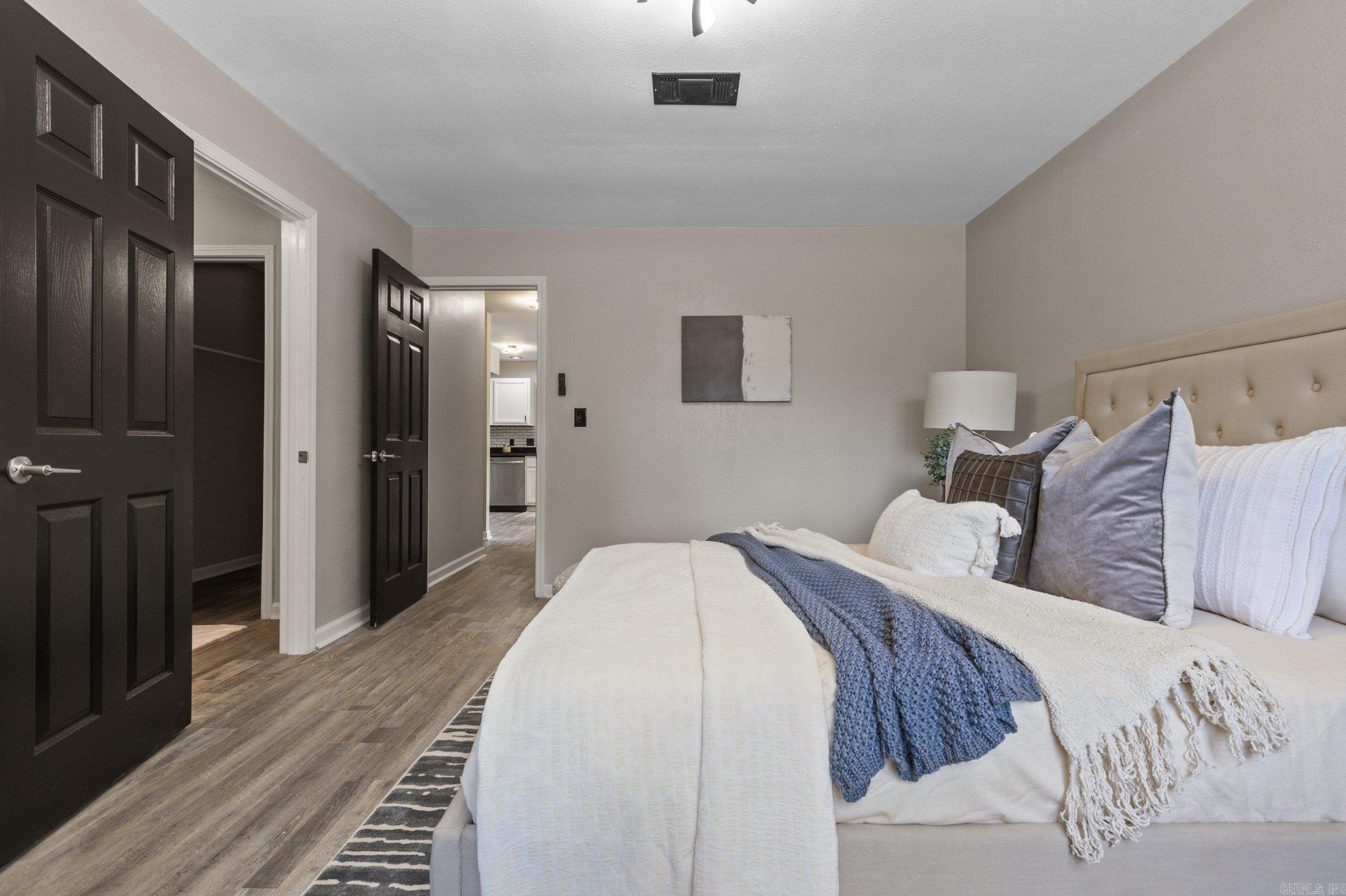 Pine Wood - Residential