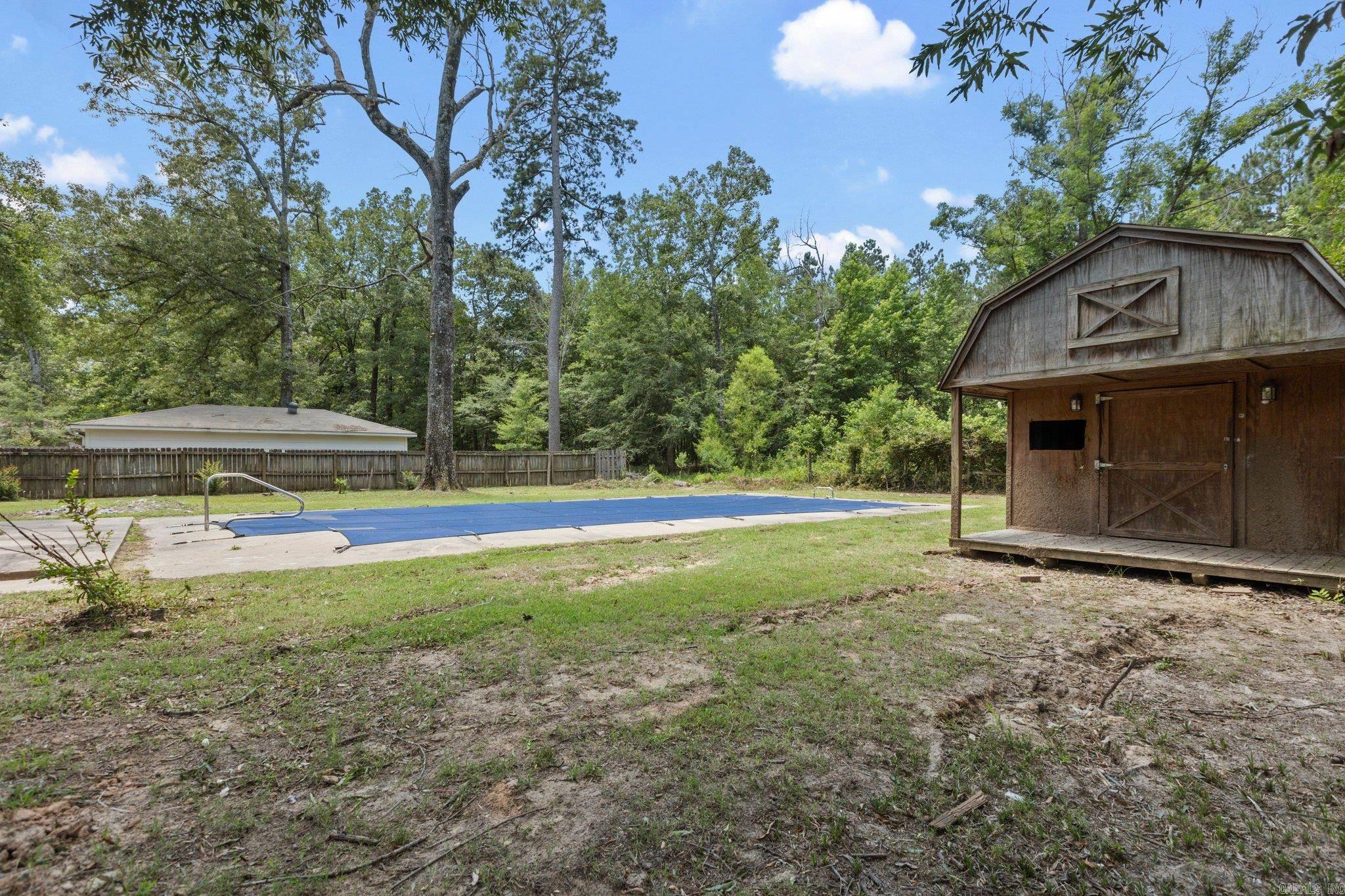 Pine Wood - Residential