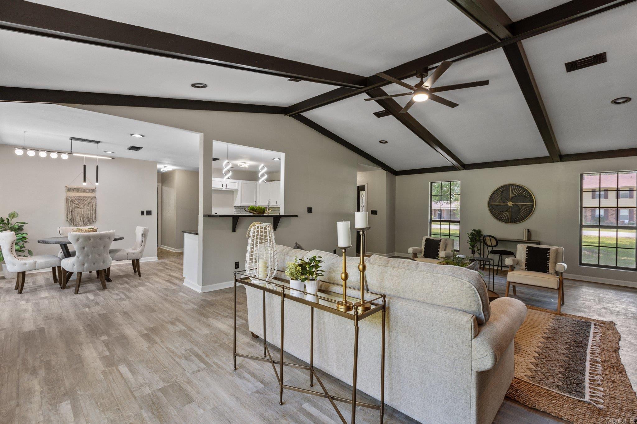 Pine Wood - Residential