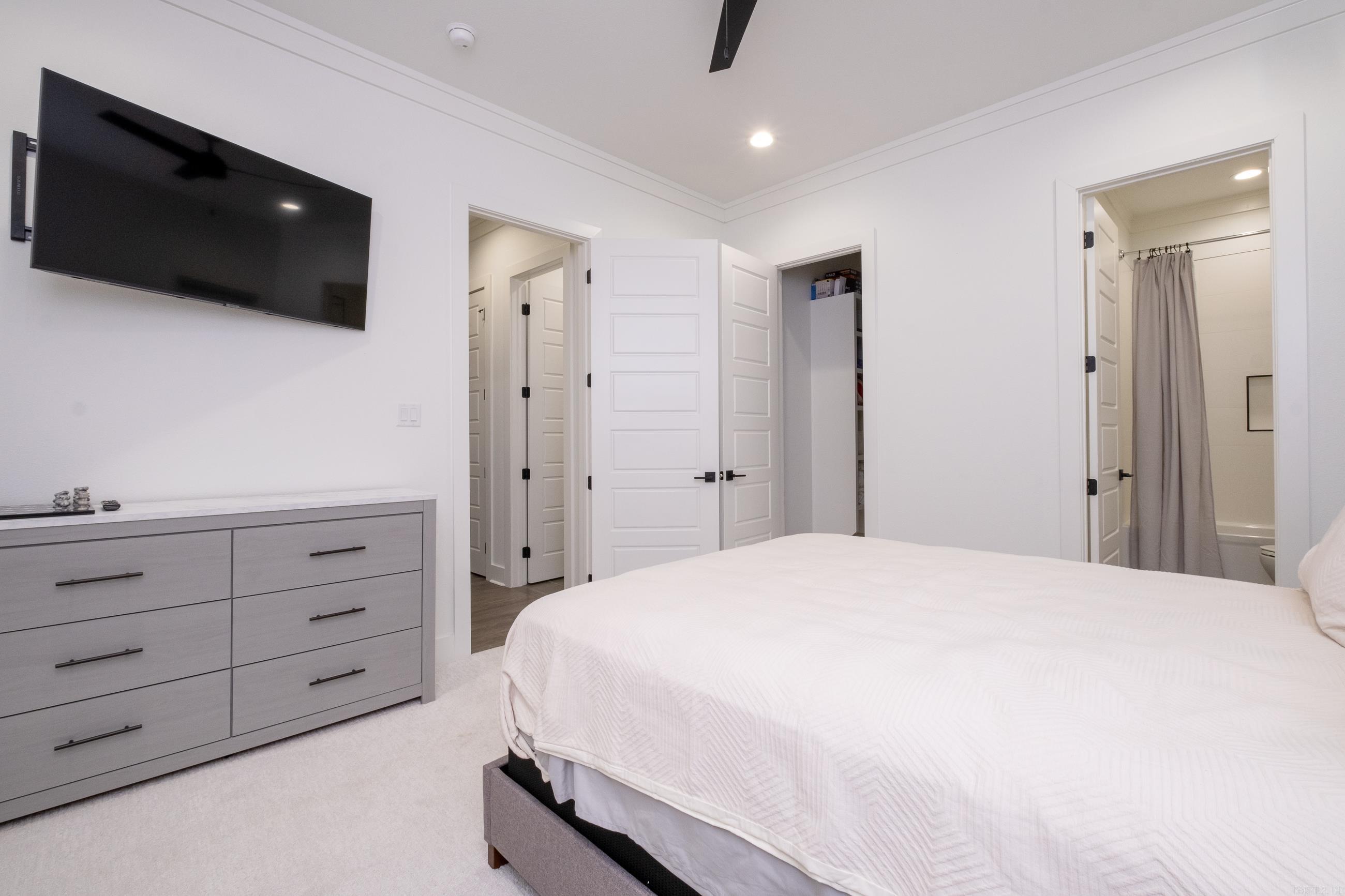 WILDWOOD PLACE - Residential