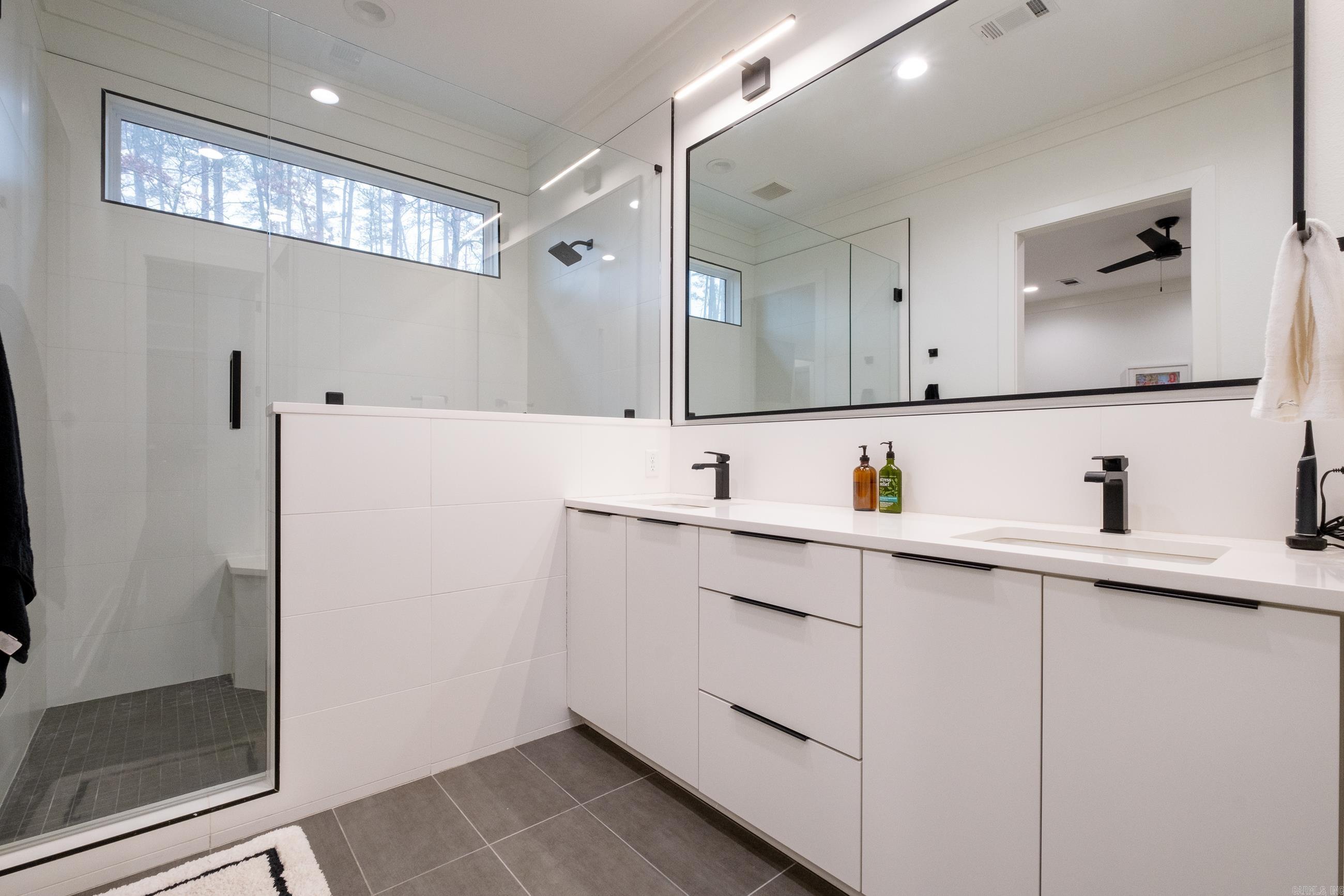 WILDWOOD PLACE - Residential