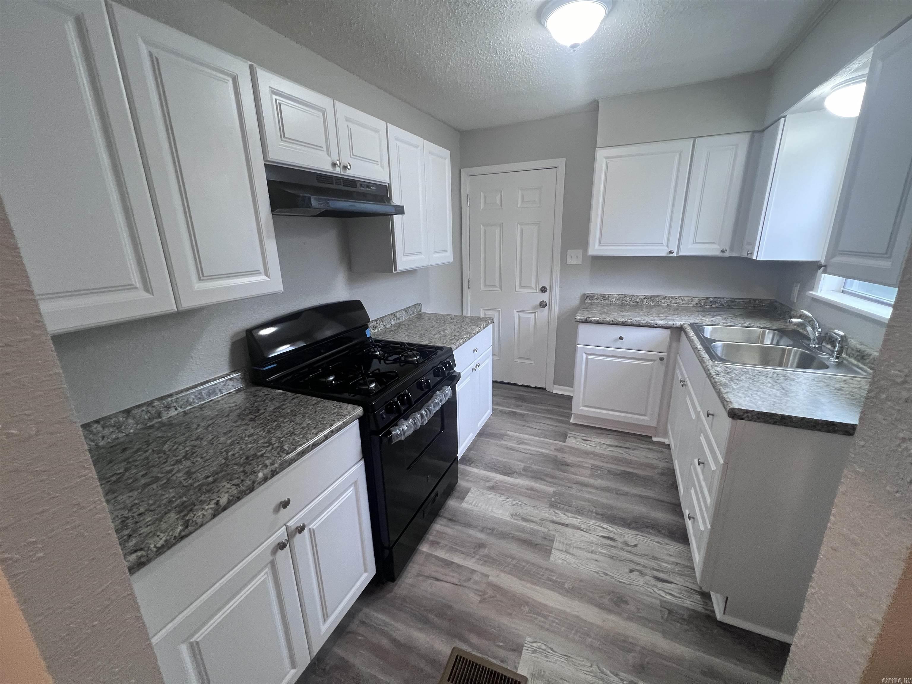 Cedar Heights - Residential Lease