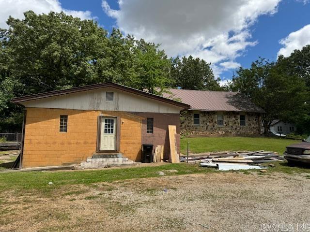 WADDLE & HUGHES - Residential