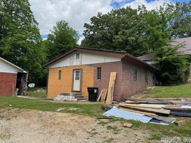 WADDLE & HUGHES - Residential