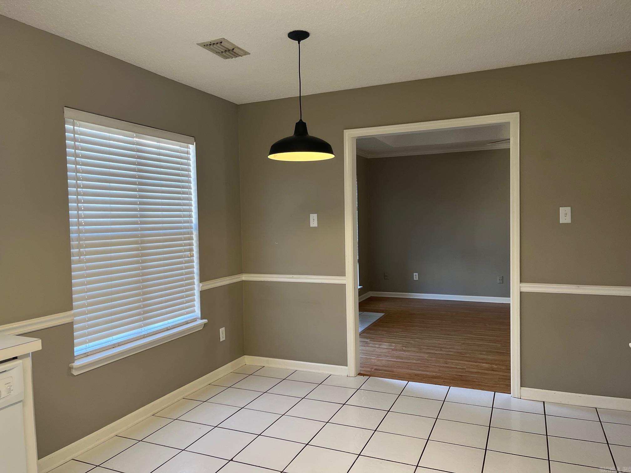 HUNTERS RUN - Residential