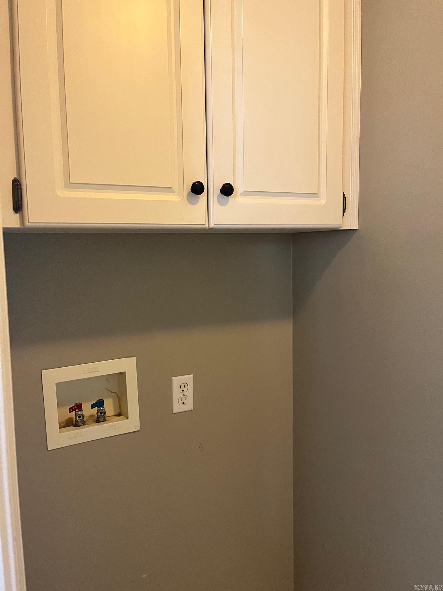 HUNTERS RUN - Residential