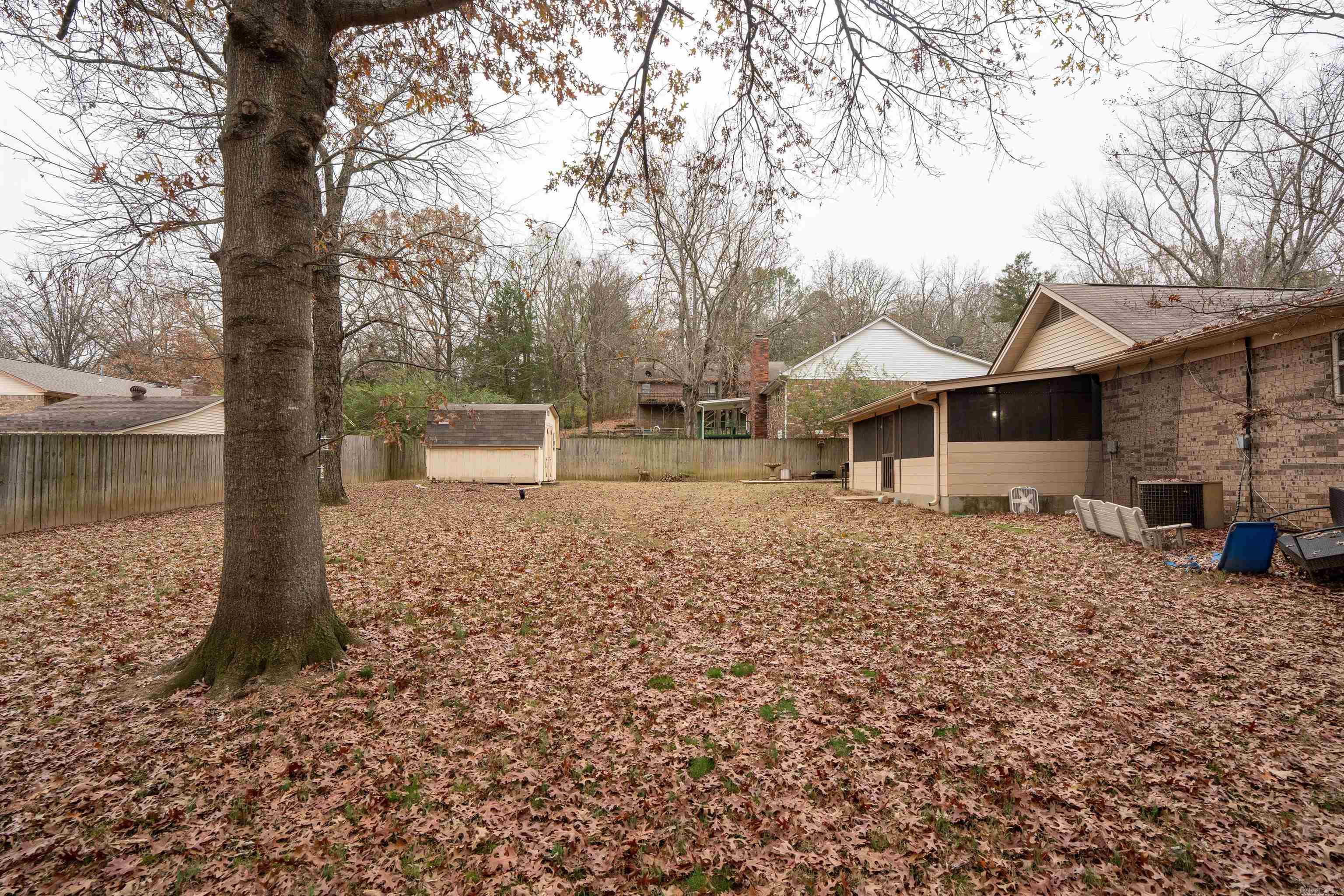 WESTERN HILLS ADD - Residential