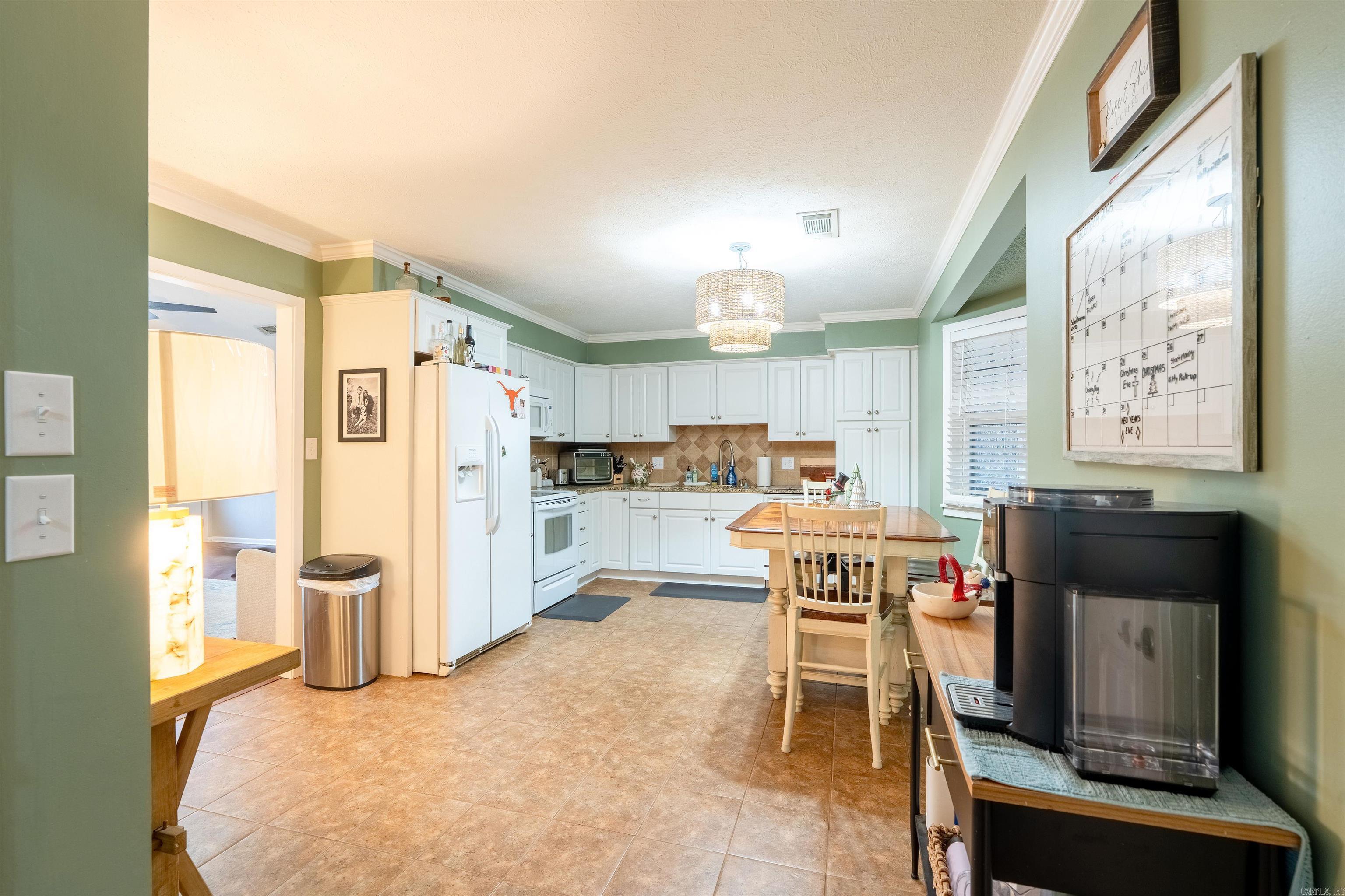 WESTERN HILLS ADD - Residential