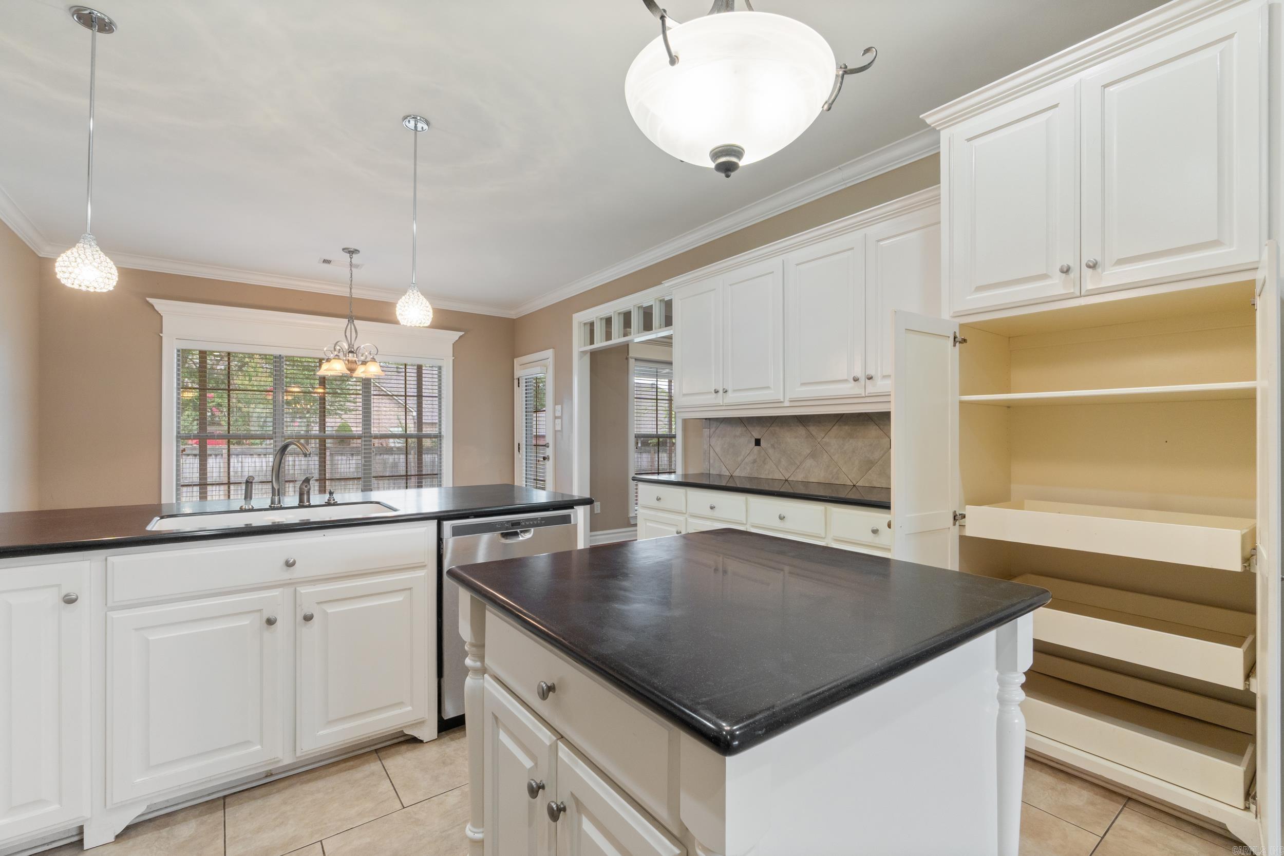 CATHERINE PLACE - Residential