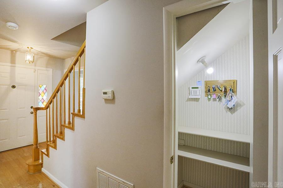 INDIANHEAD LAKES EST - Residential