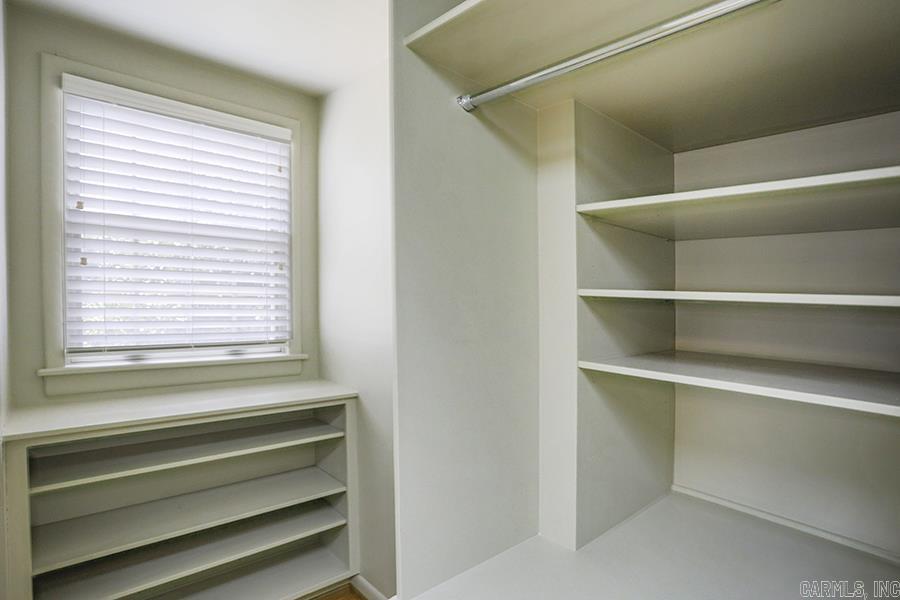 INDIANHEAD LAKES EST - Residential