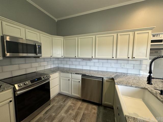 THE CREEK @ CENTENNIAL VALLEY - Residential