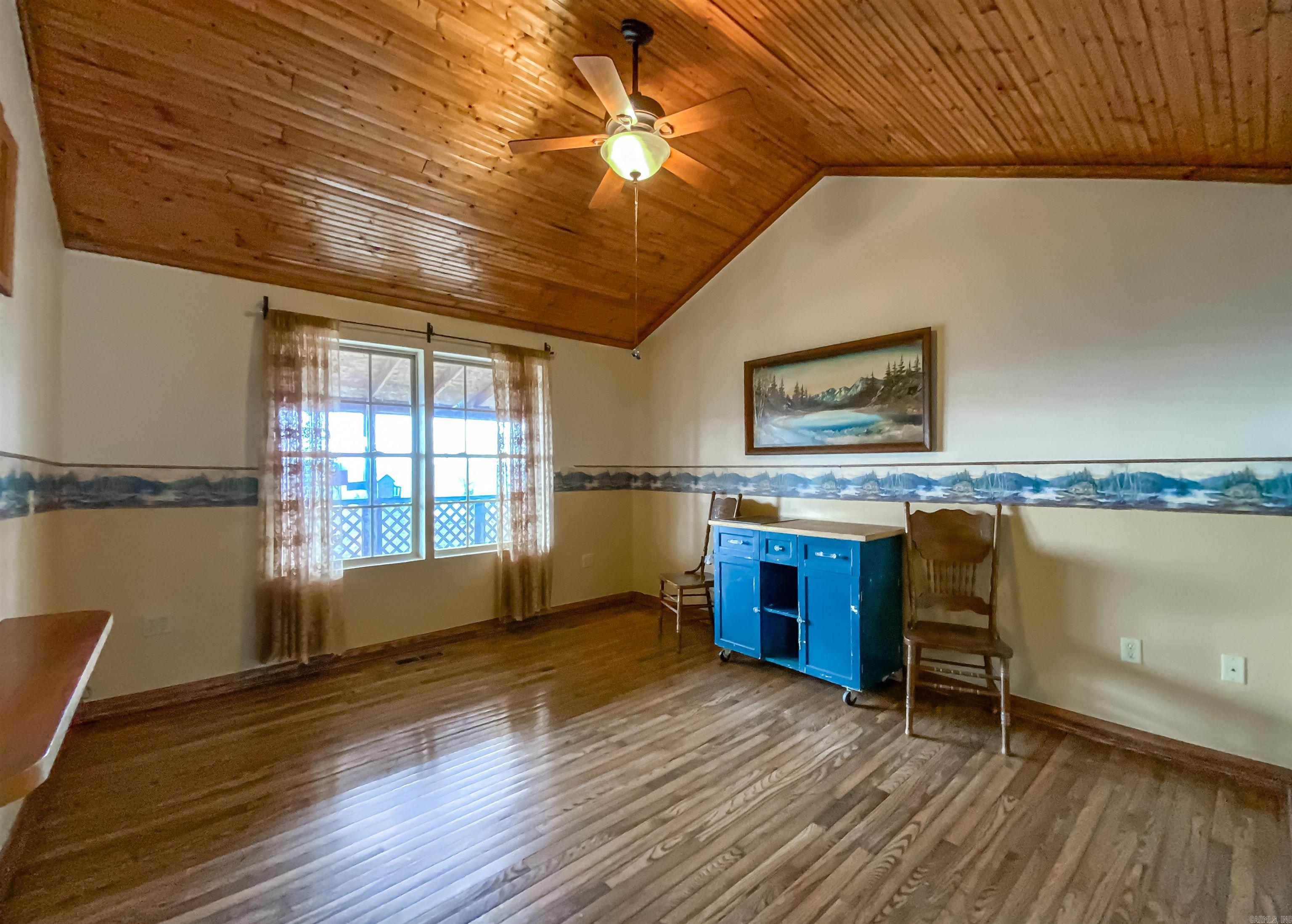VALLEY VIEW ESTATES - Residential