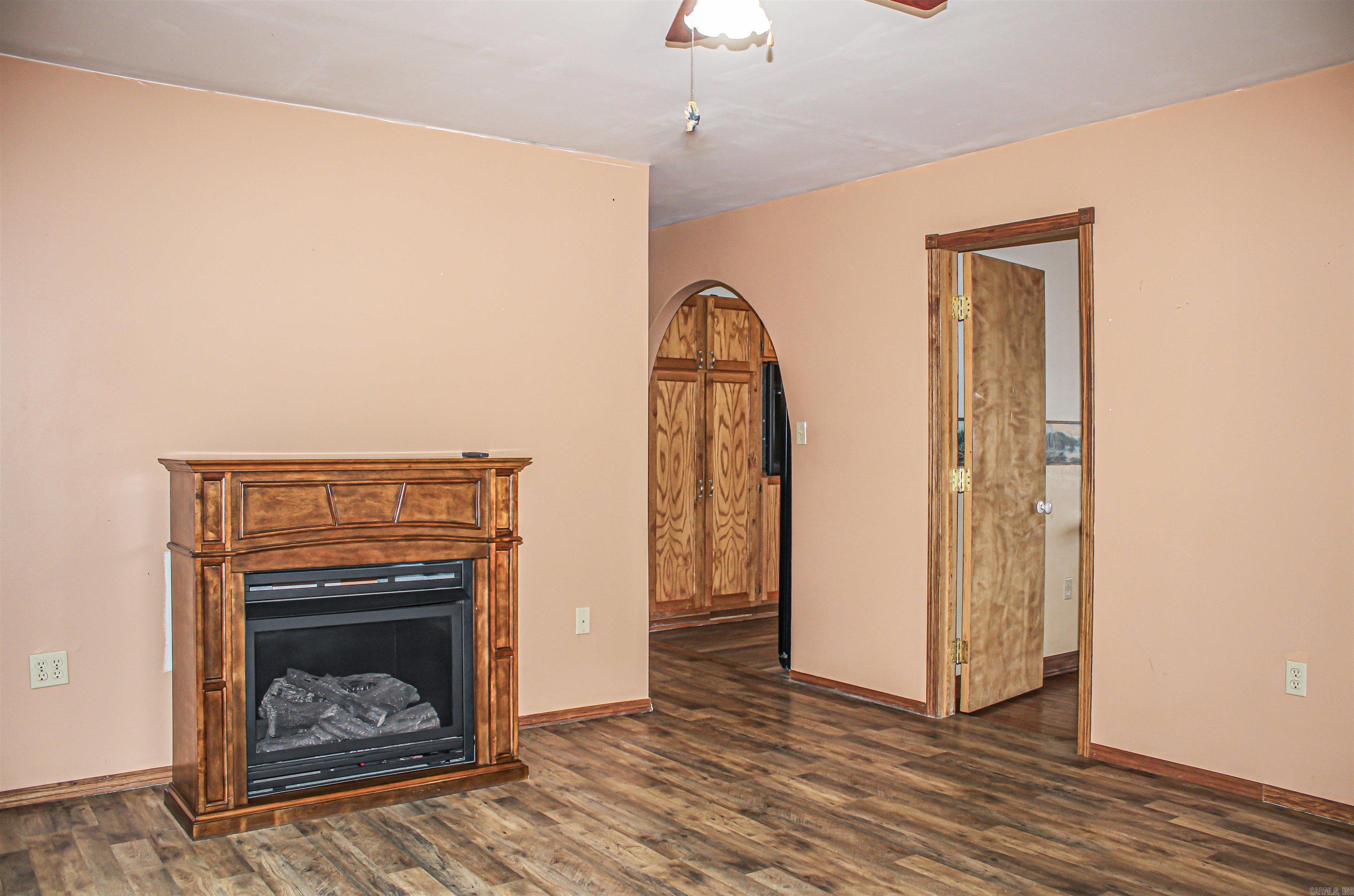 VALLEY VIEW ESTATES - Residential