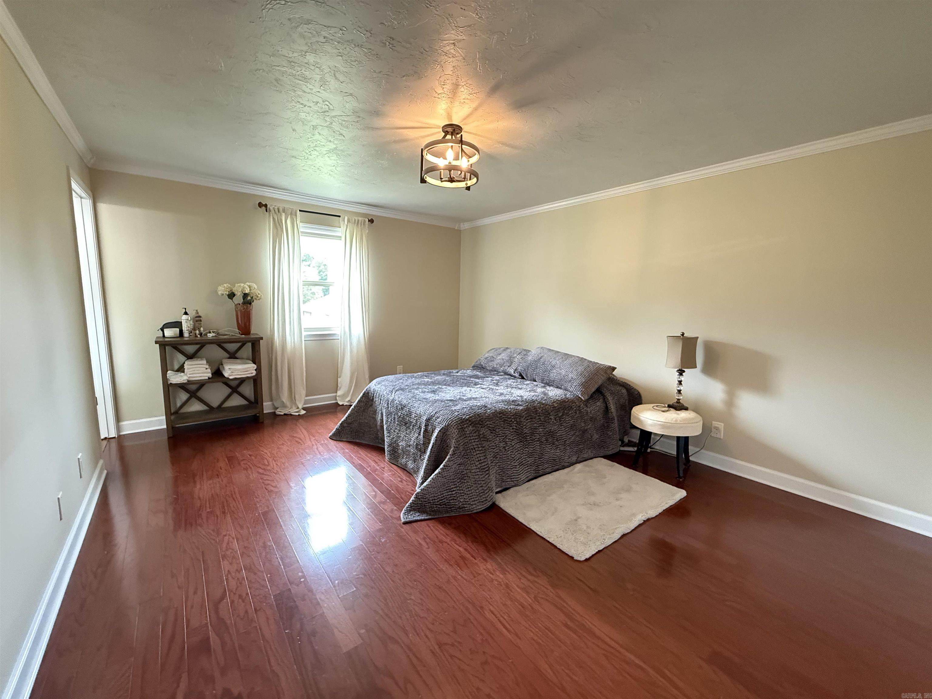 PIGGOTT - Residential
