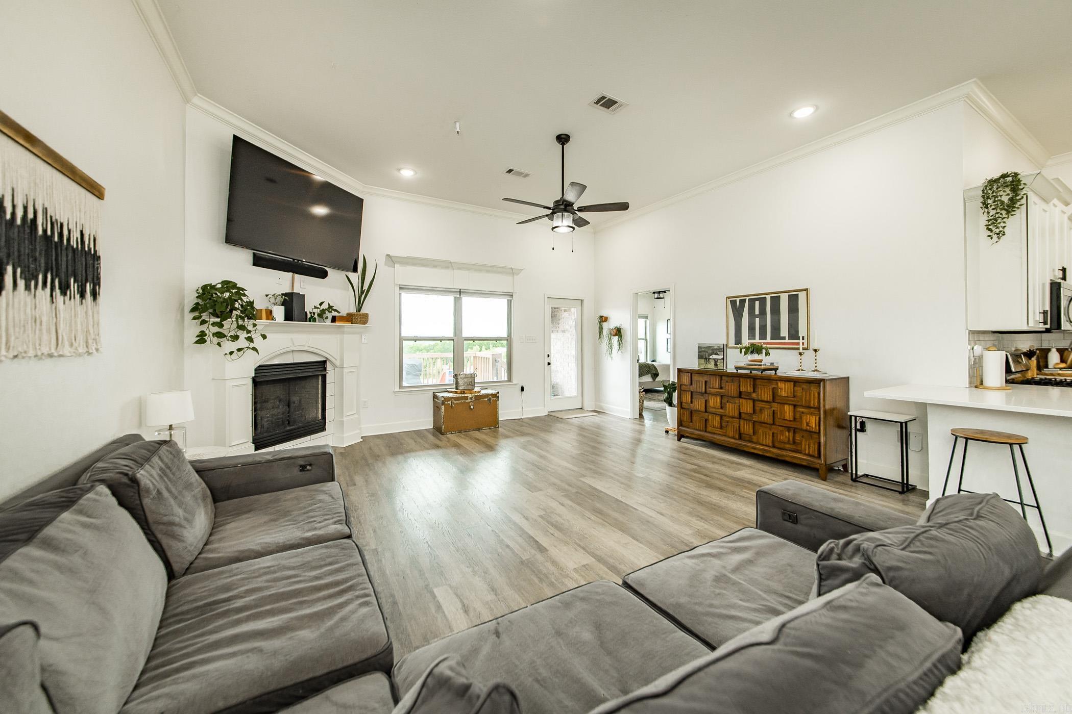 GREYSTONE - Residential