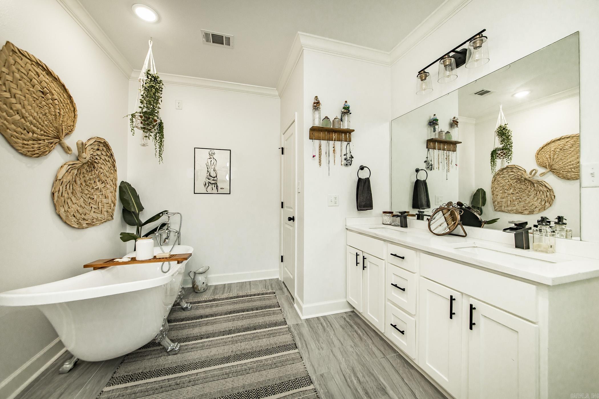 GREYSTONE - Residential