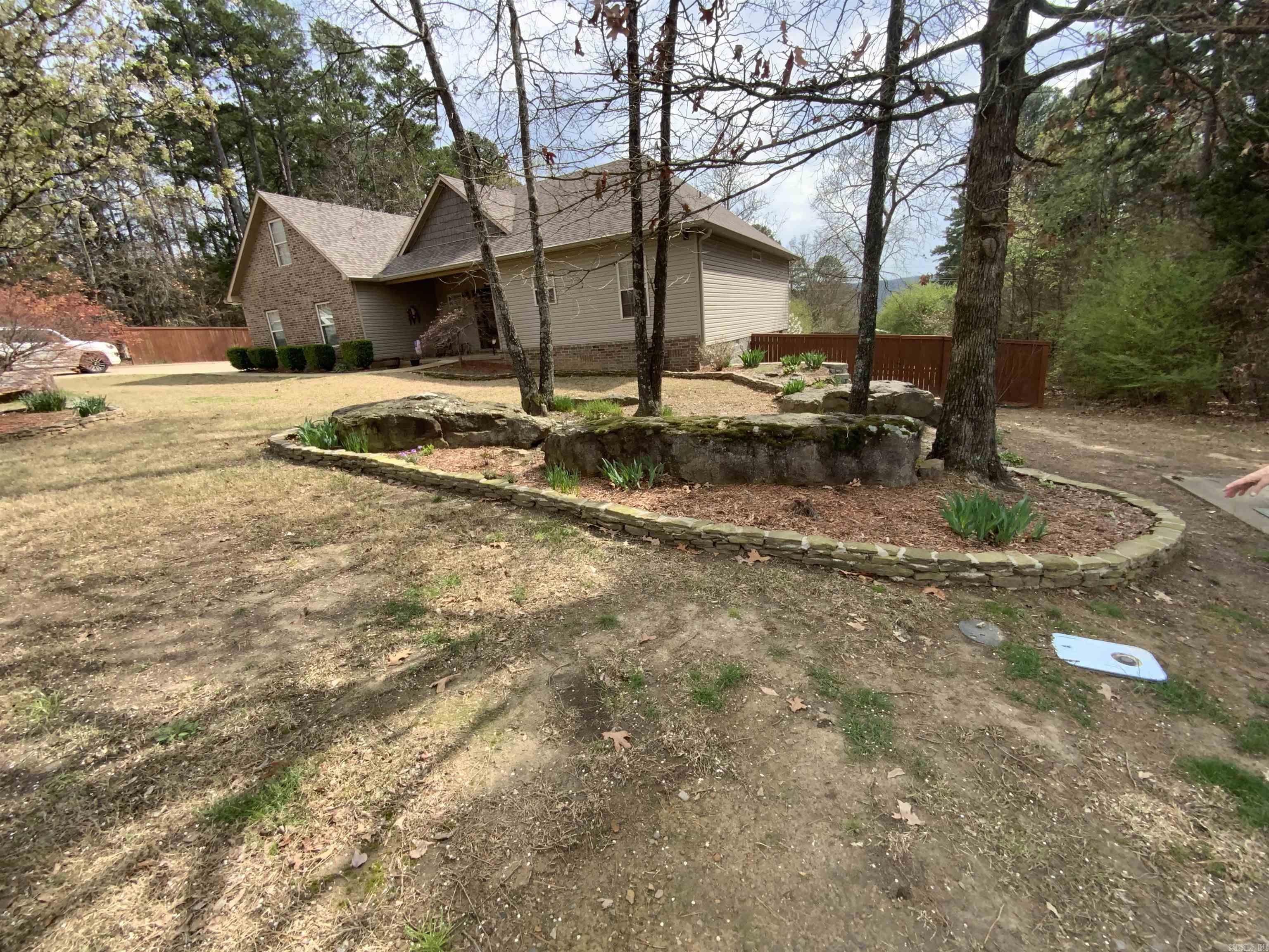 SUMMER HEIGHTS - Residential