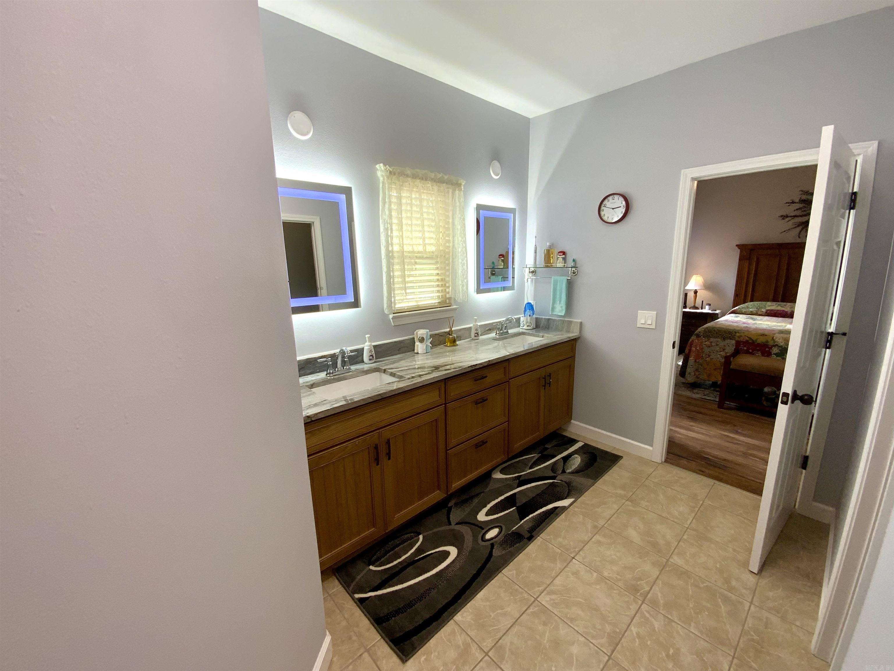 SUMMER HEIGHTS - Residential