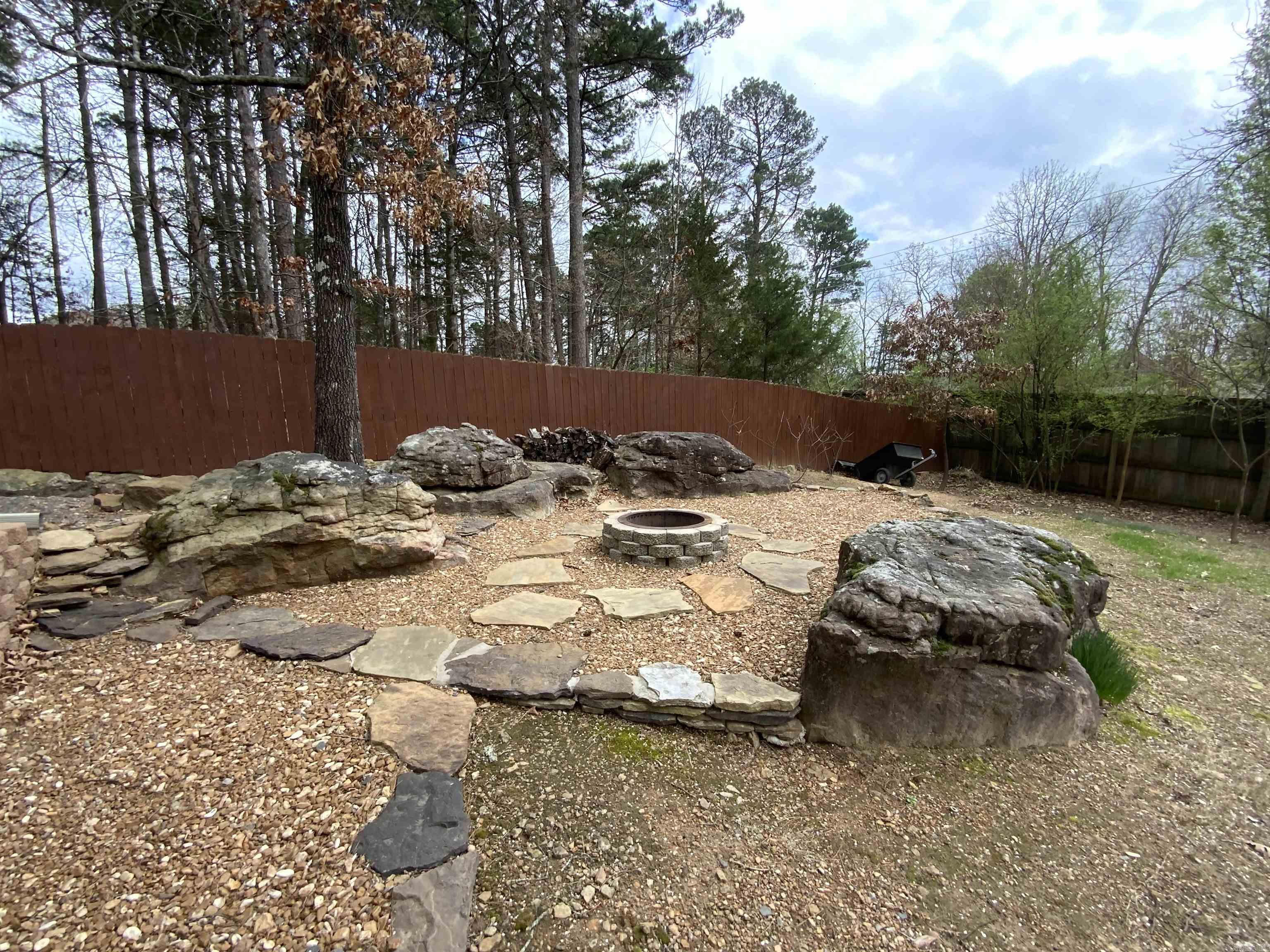 SUMMER HEIGHTS - Residential