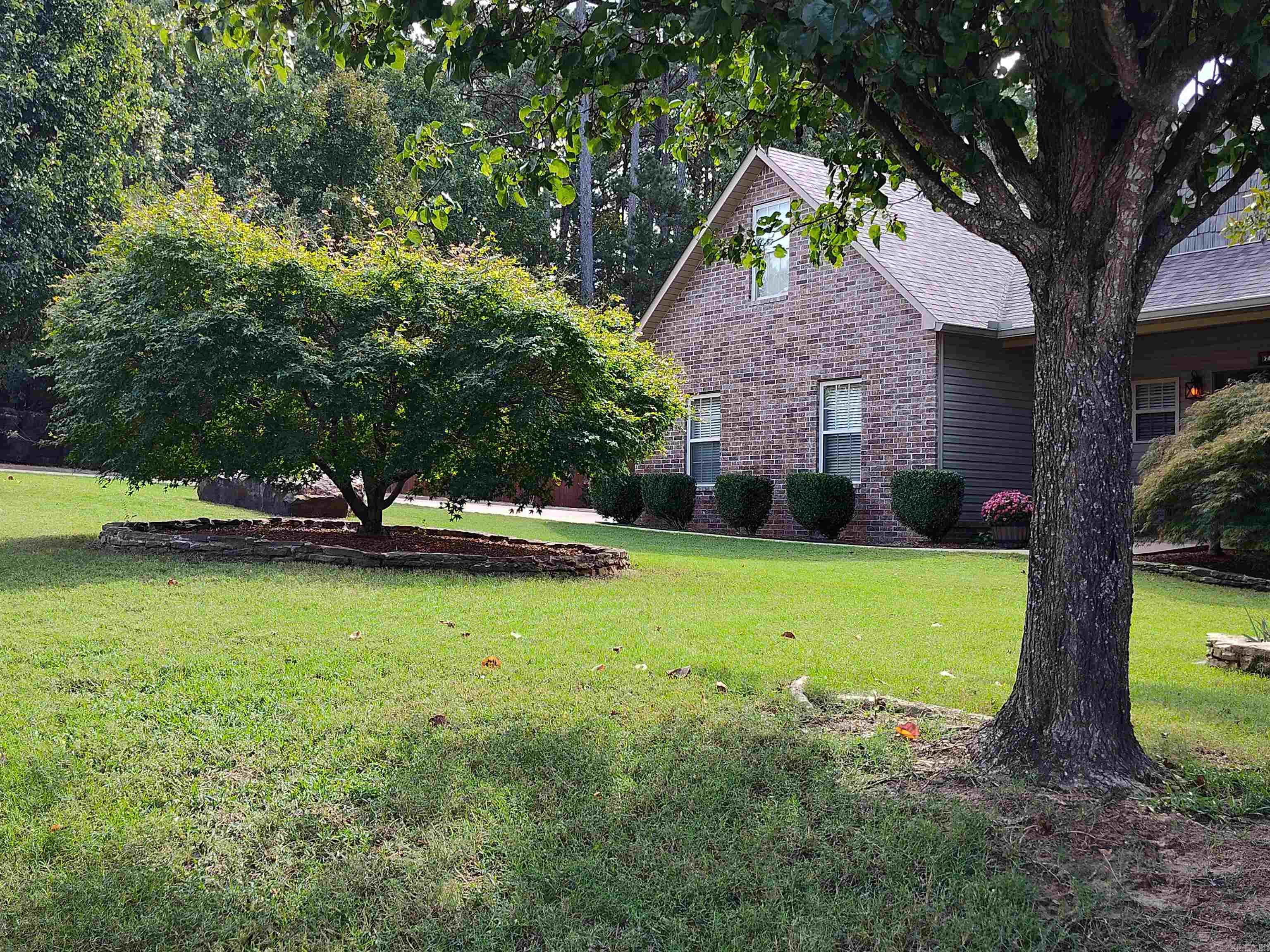 SUMMER HEIGHTS - Residential