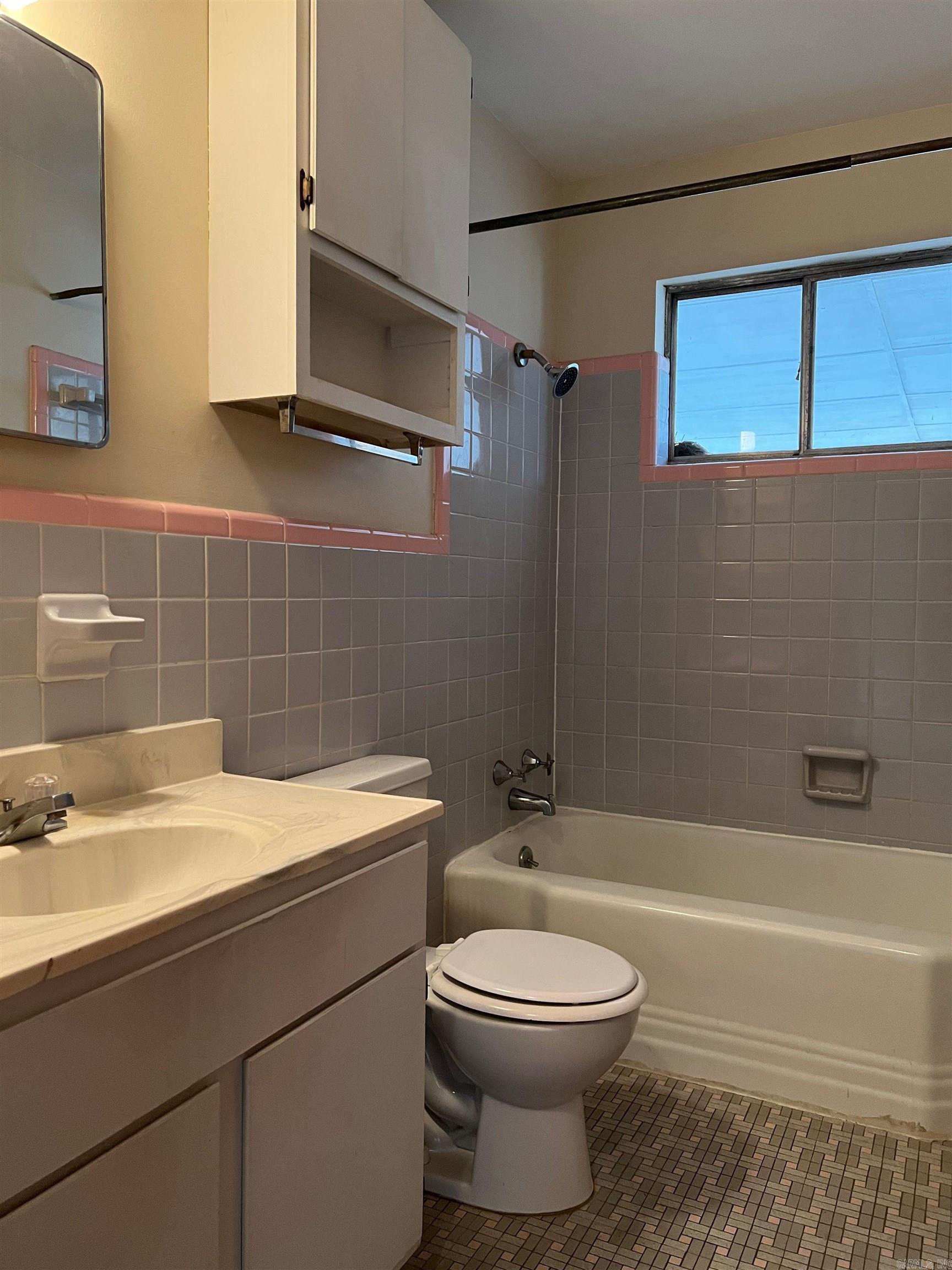 Pulaski Heights - Residential Income