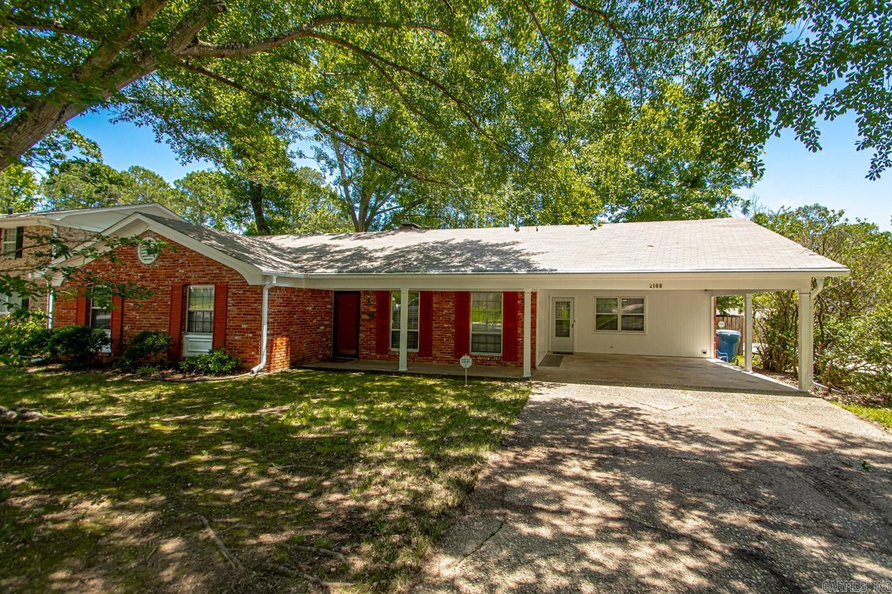 STURBRIDGE - Residential