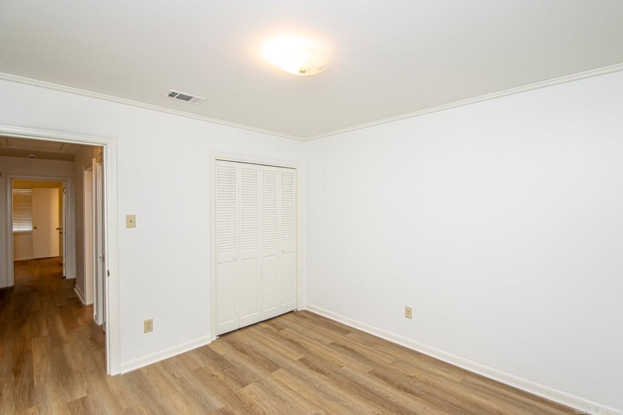 STURBRIDGE - Residential