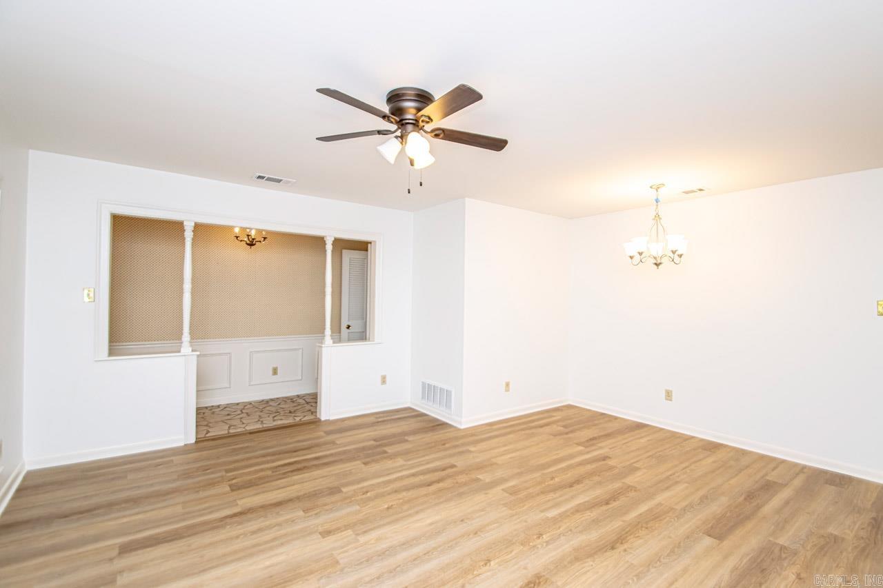 STURBRIDGE - Residential