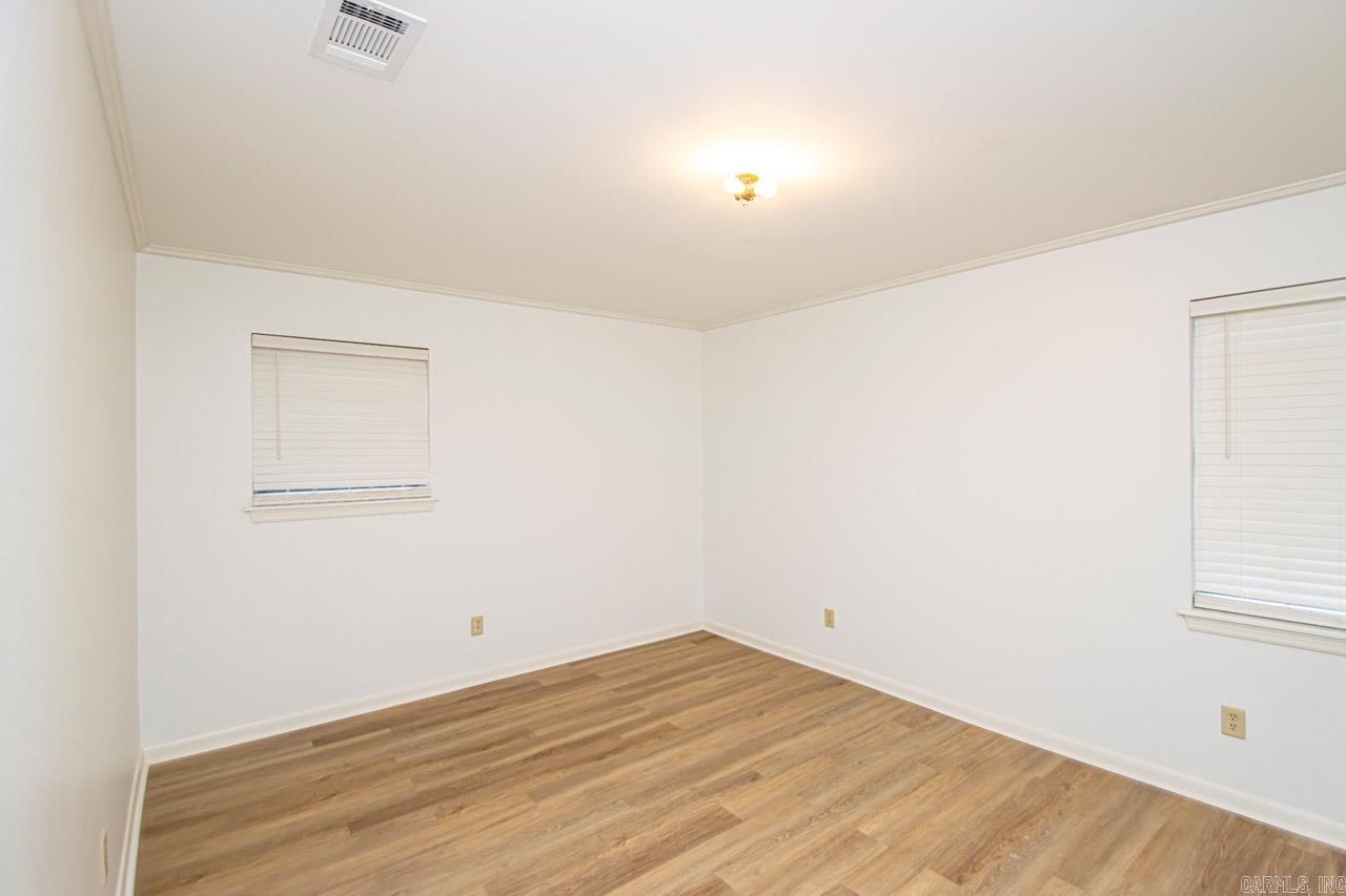 STURBRIDGE - Residential